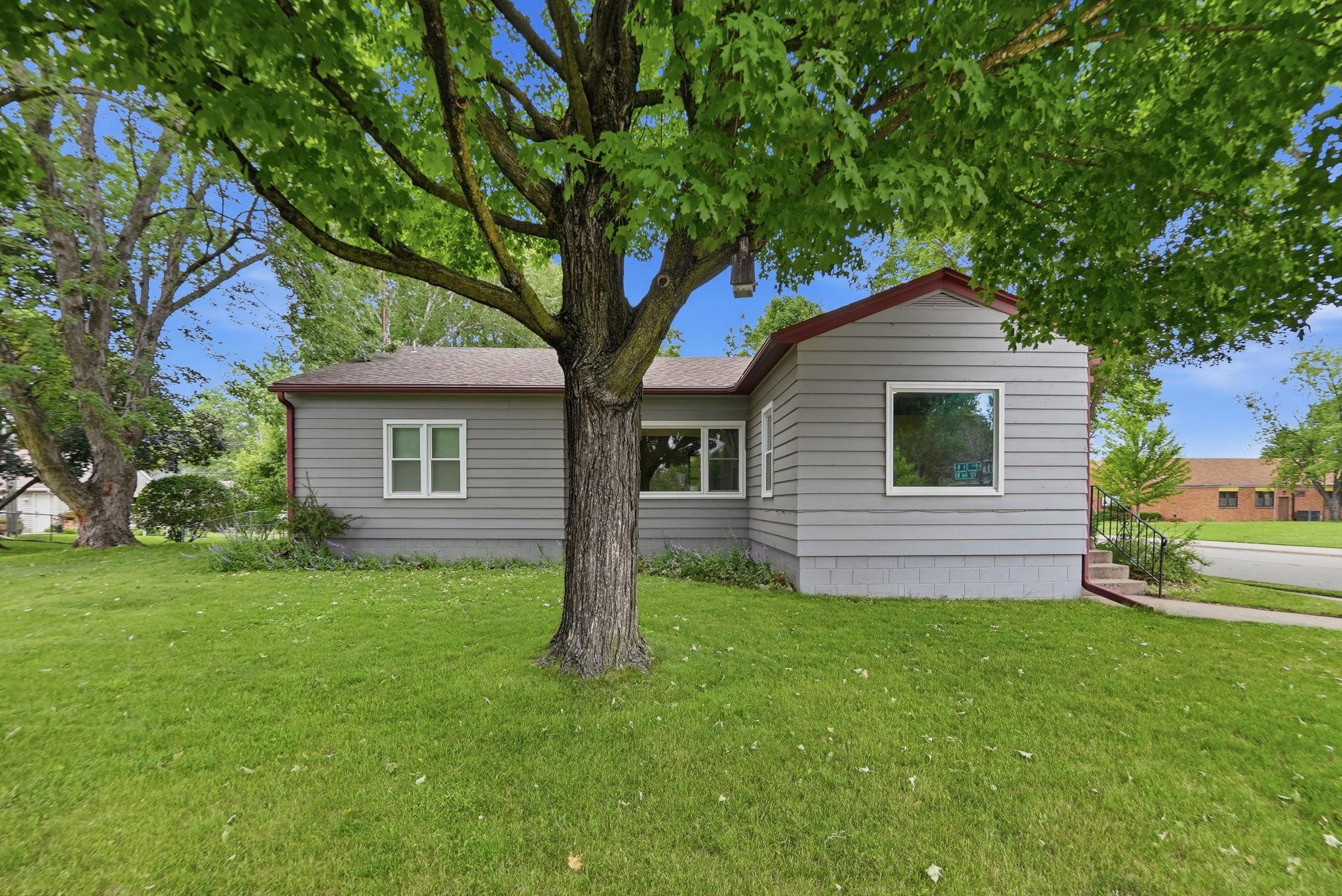 901 31st Avenue N Property Photo 55
