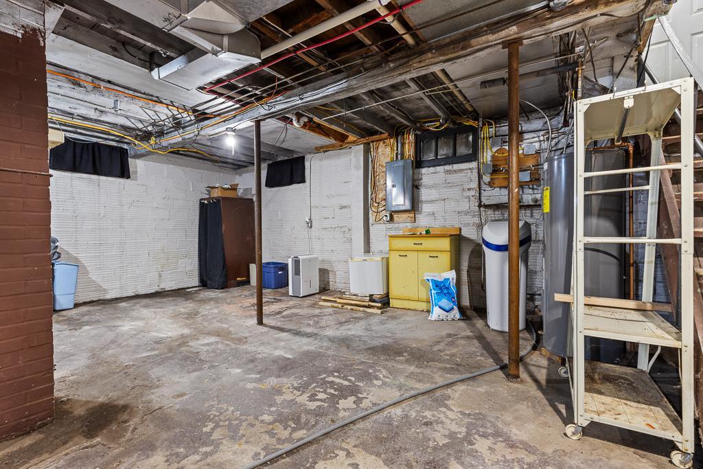 37 Rowland Street Property Photo 33