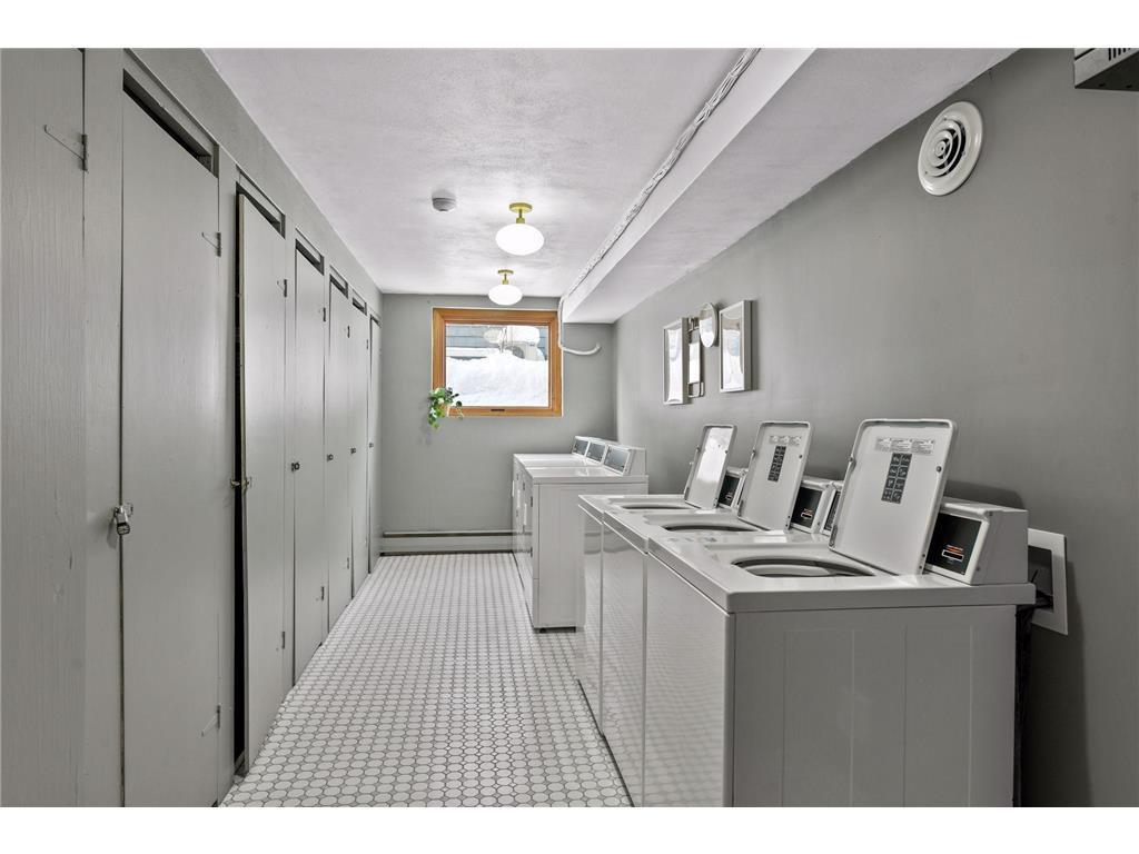 99 E 54th Street 5 Property Photo 11