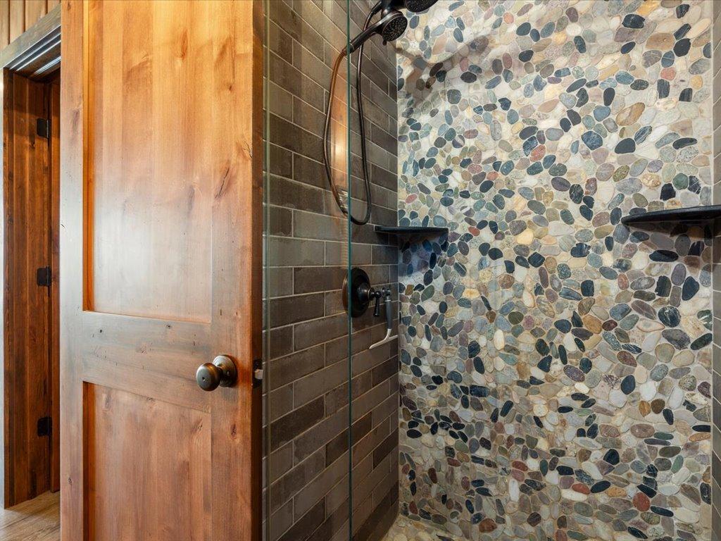25624 Evergreen Trail Property Photo 16