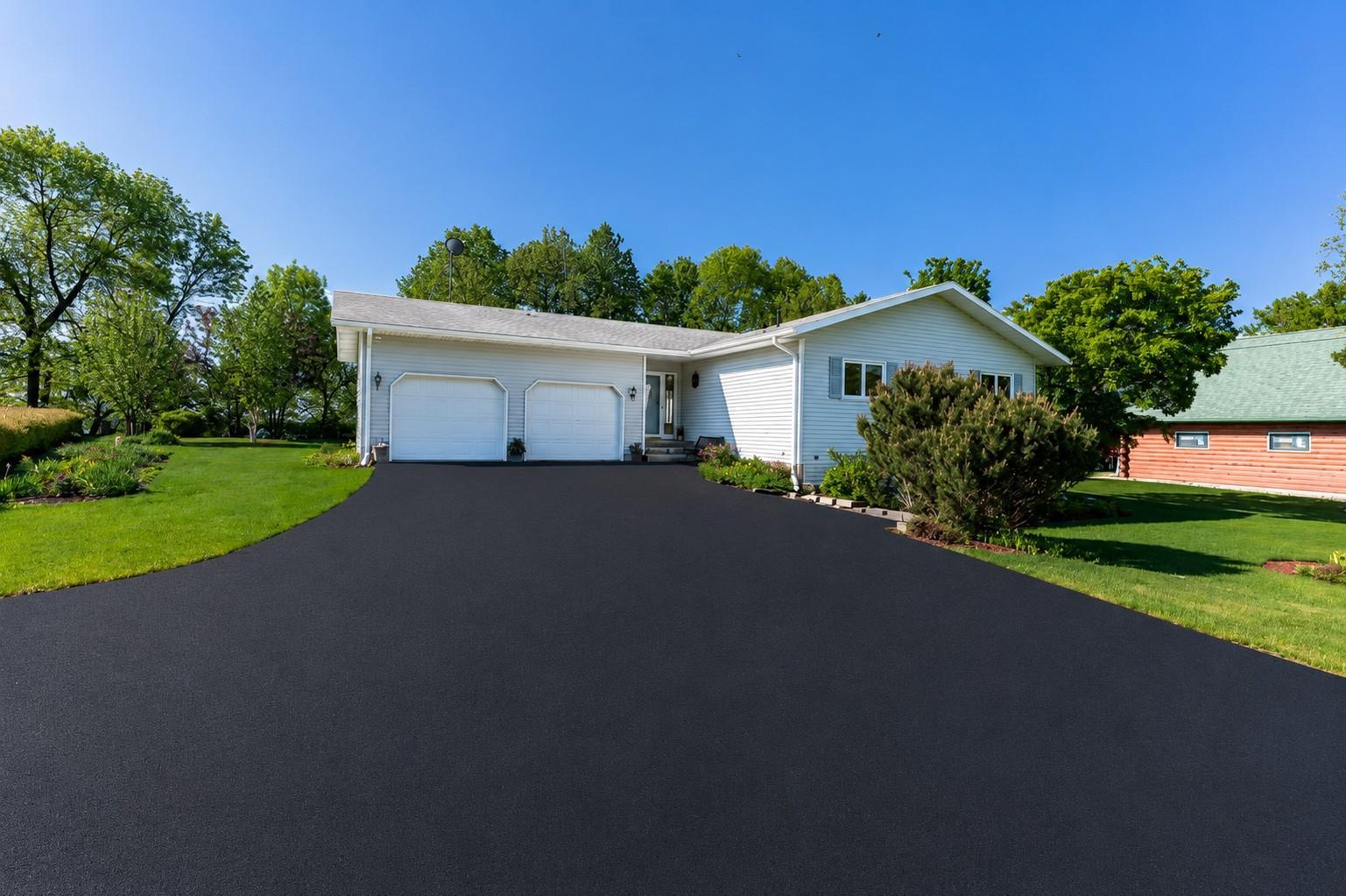23716 Stony Bar Circle Property Photo 7