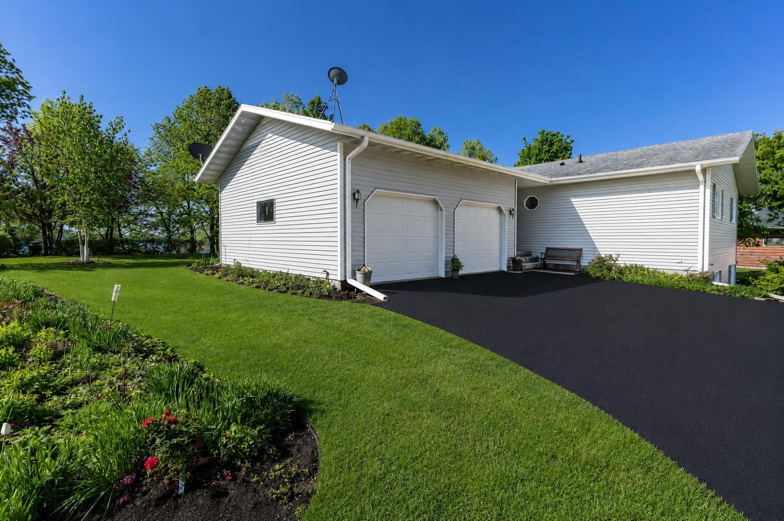 23716 Stony Bar Circle Property Photo 8