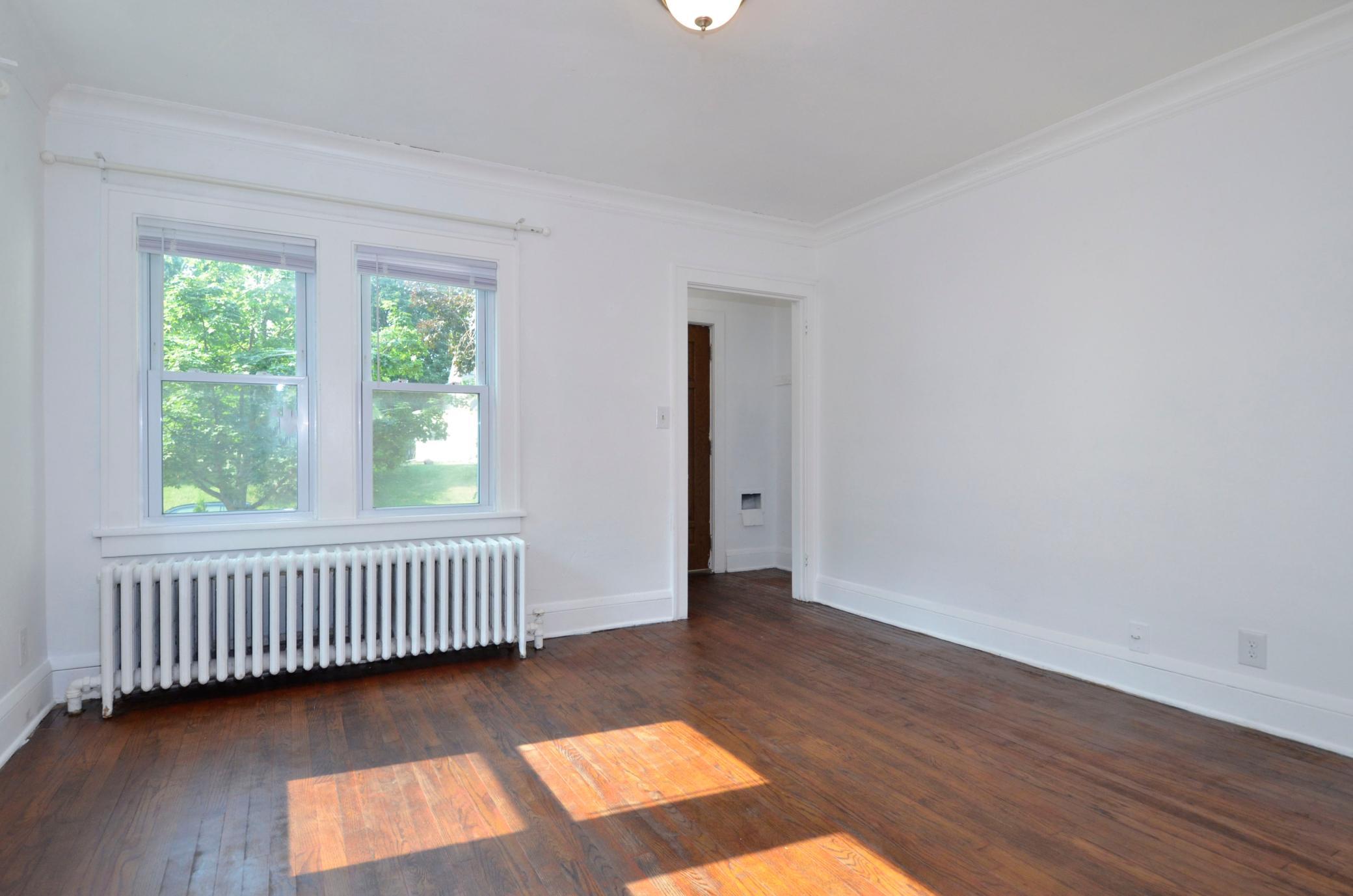 1139 Magnolia Avenue E Property Photo 5