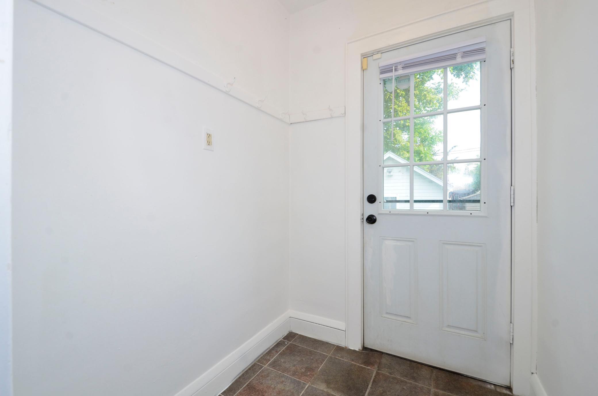 1139 Magnolia Avenue E Property Photo 14