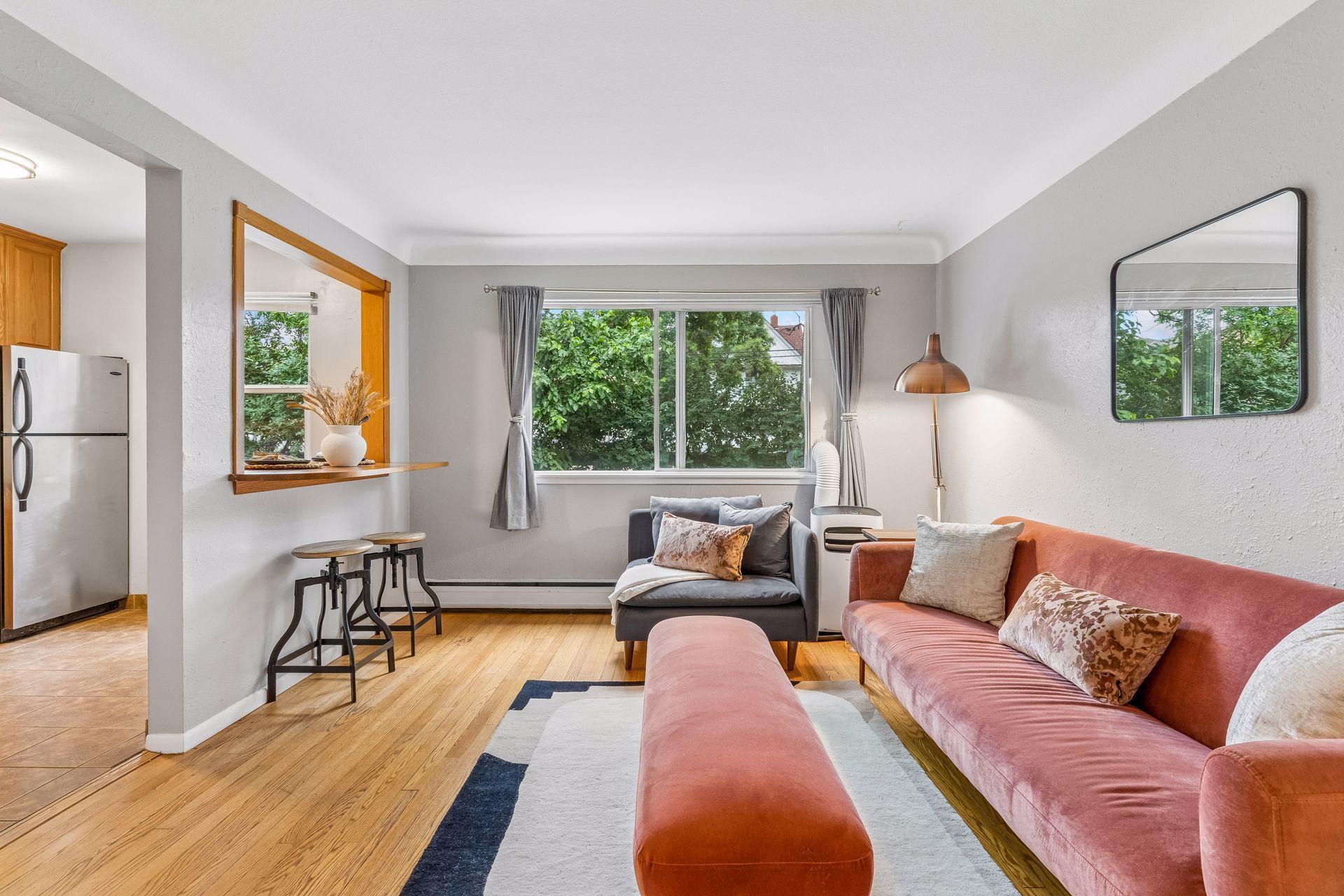 656 Ashland Avenue 7