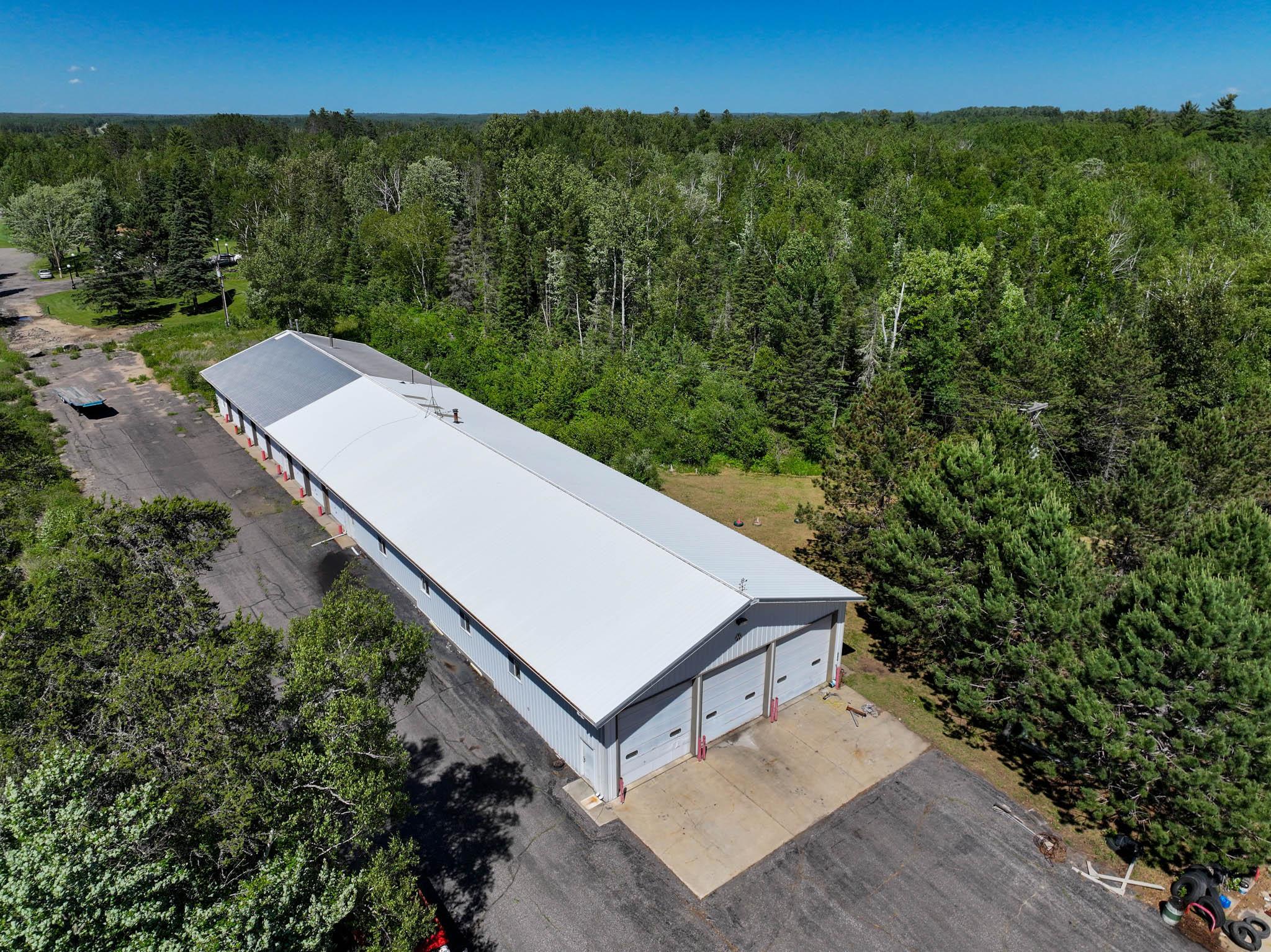 6950 Highway 169 Property Photo 2