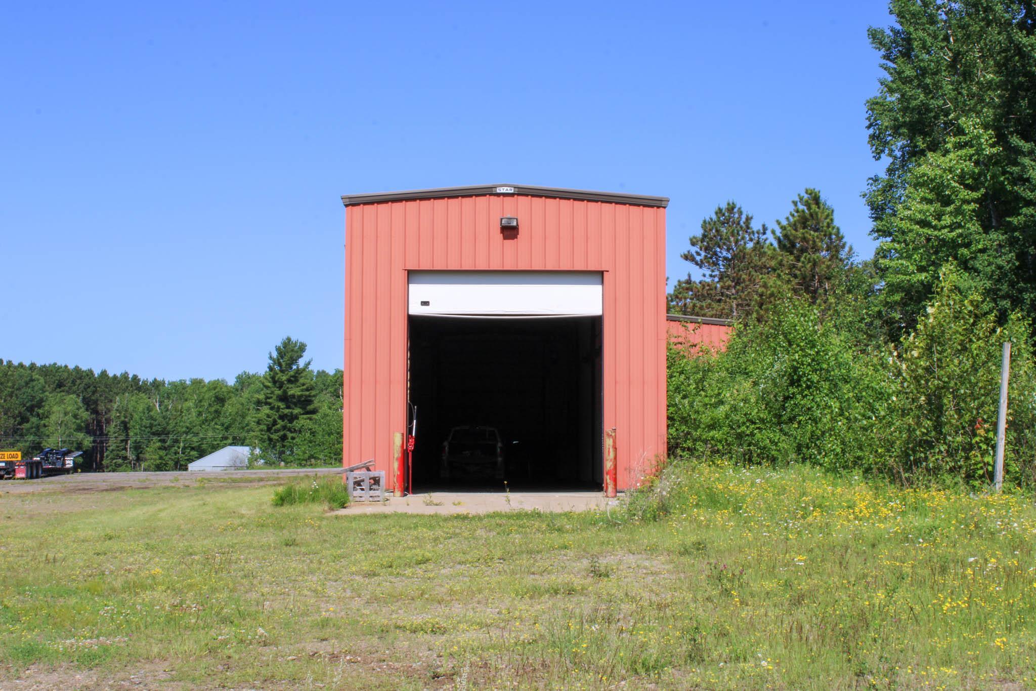 6950 Highway 169 Property Photo 11