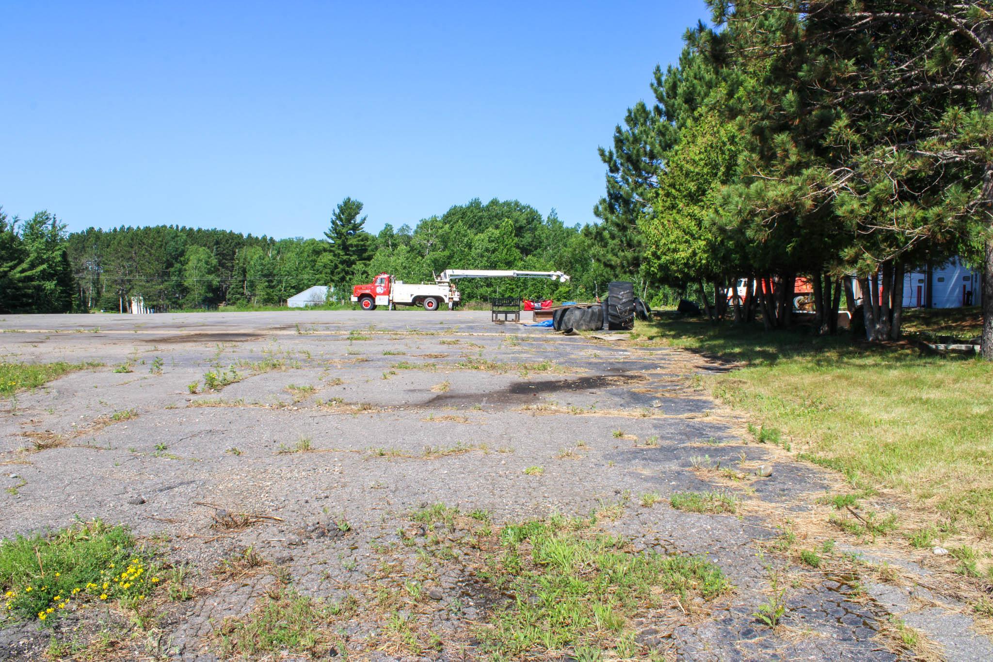 6950 Highway 169 Property Photo 16