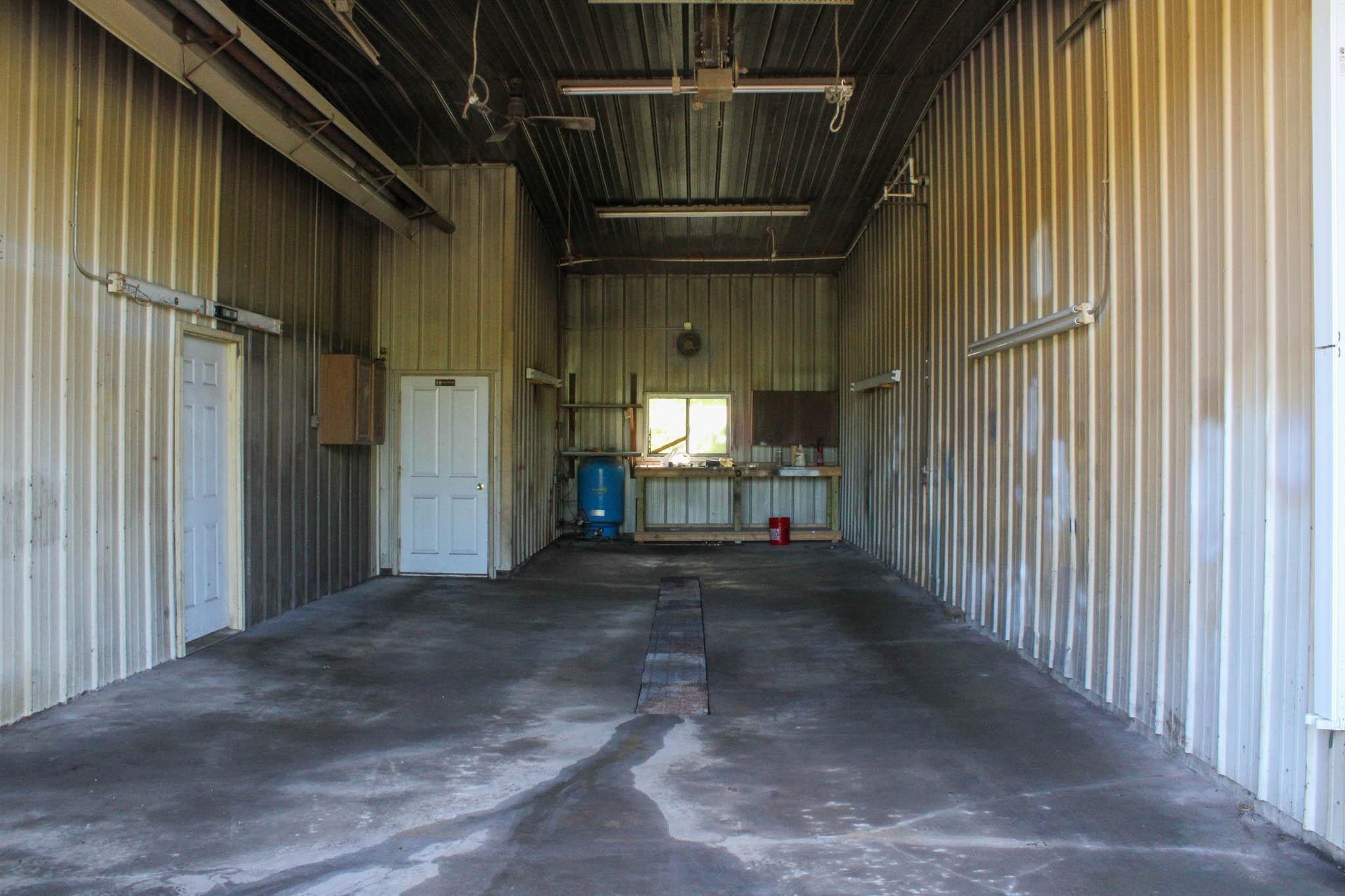 6950 Highway 169 Property Photo 39