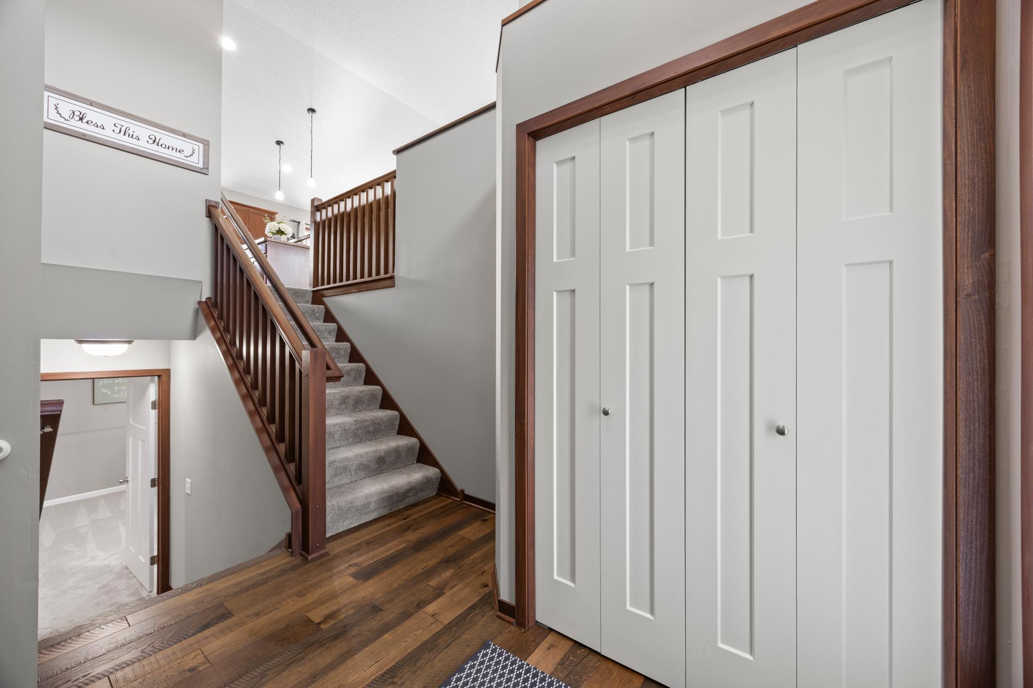 7391 Kahler Circle Ne Property Photo 4