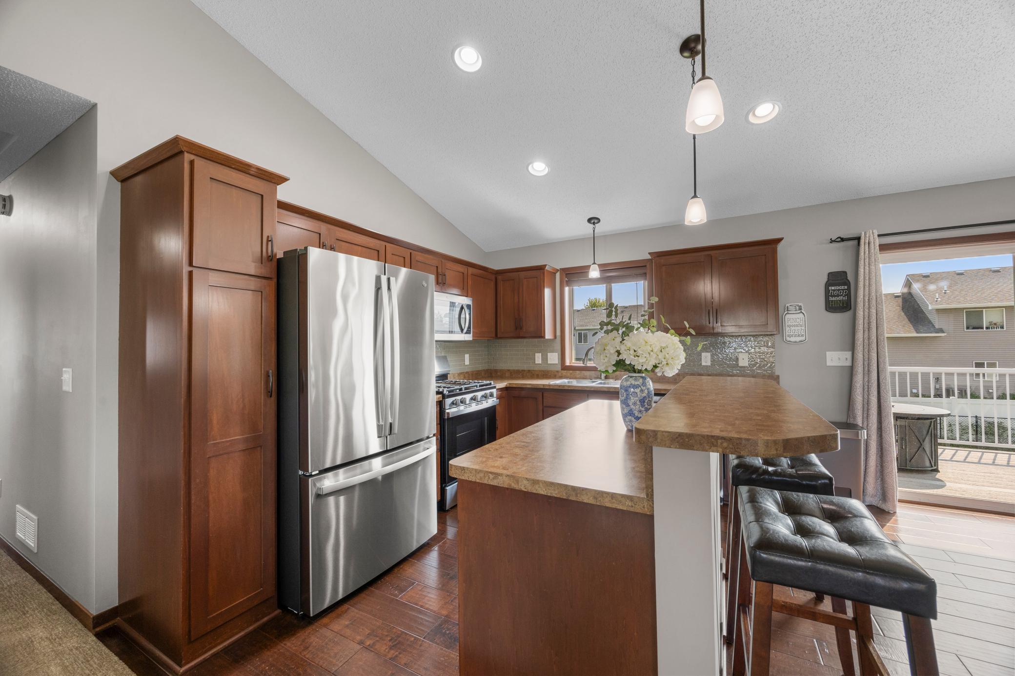 7391 Kahler Circle Ne Property Photo 6