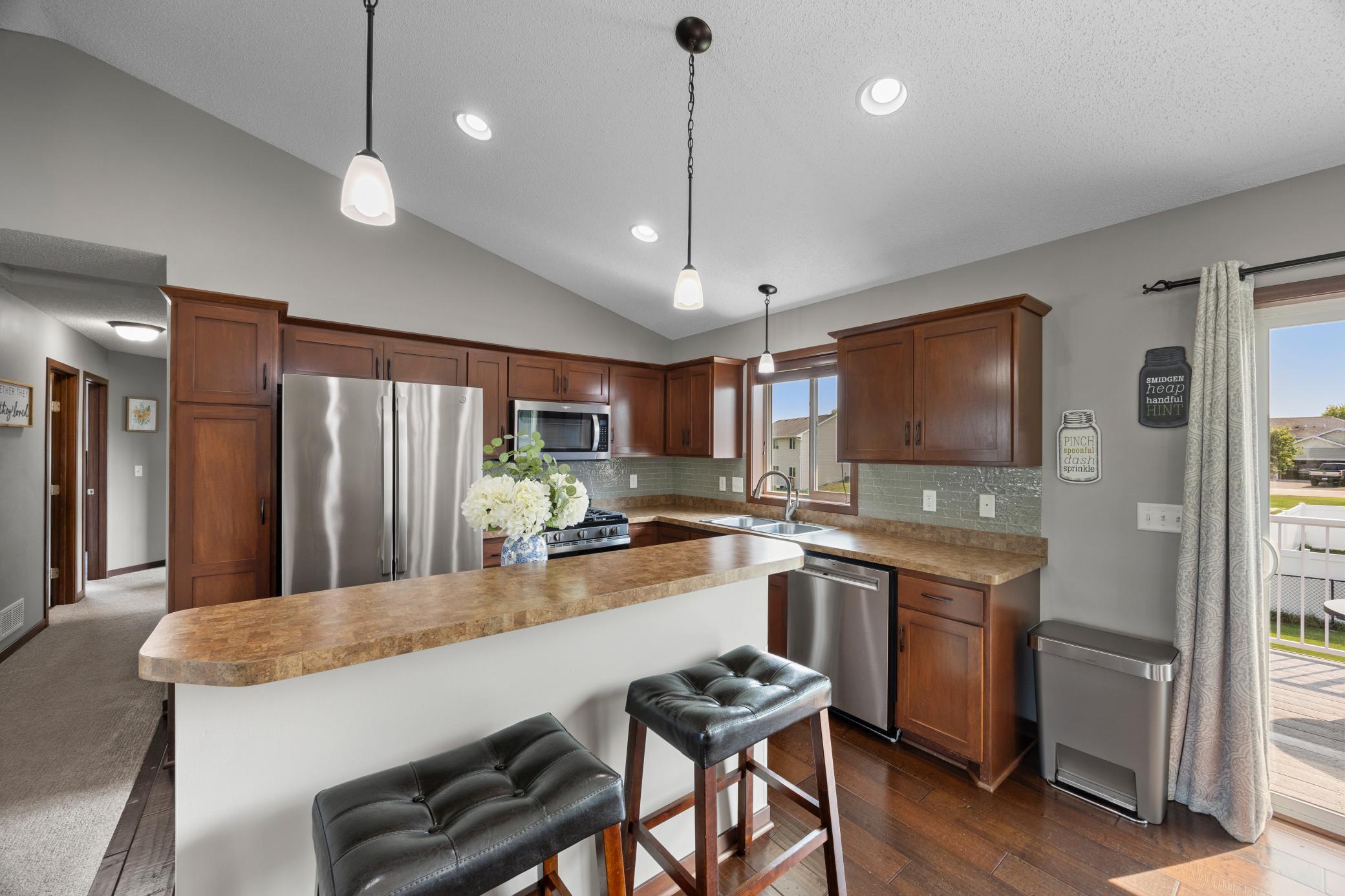 7391 Kahler Circle Ne Property Photo 7
