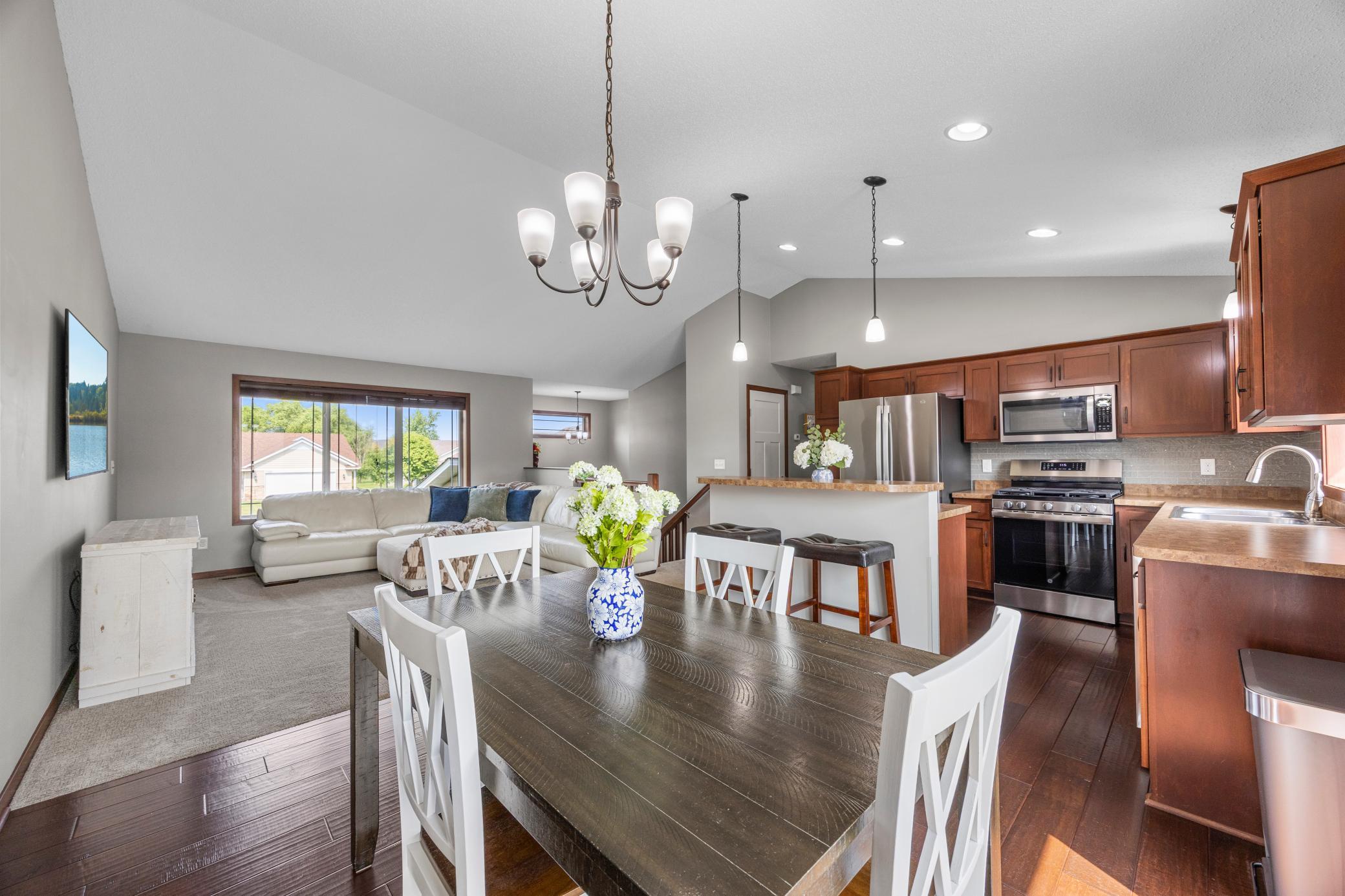 7391 Kahler Circle Ne Property Photo 11