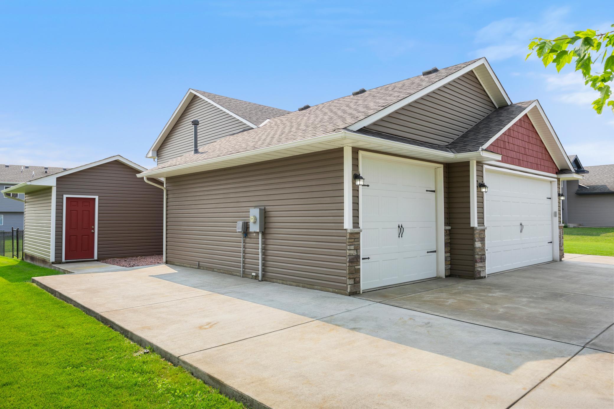 7391 Kahler Circle Ne Property Photo 43