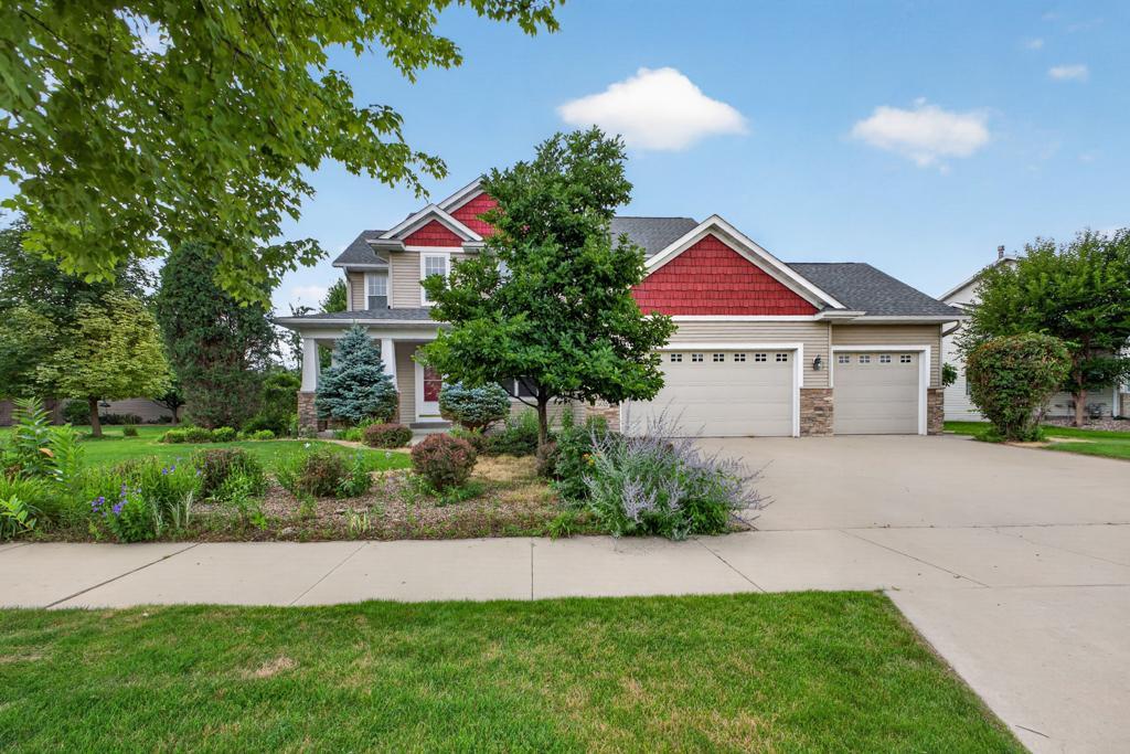3655 Stone Point Drive Ne Property Photo 1