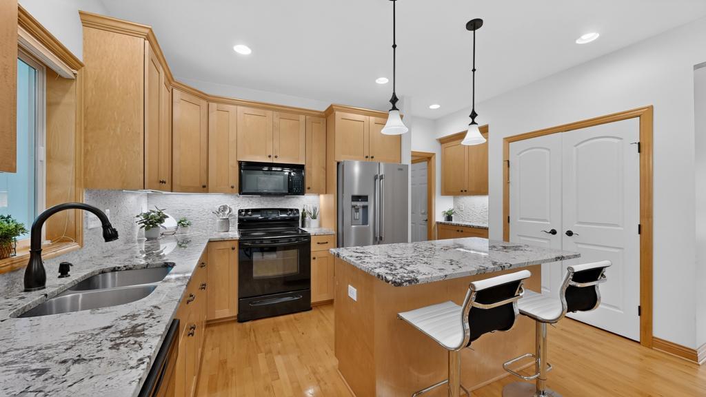 3655 Stone Point Drive Ne Property Photo 16