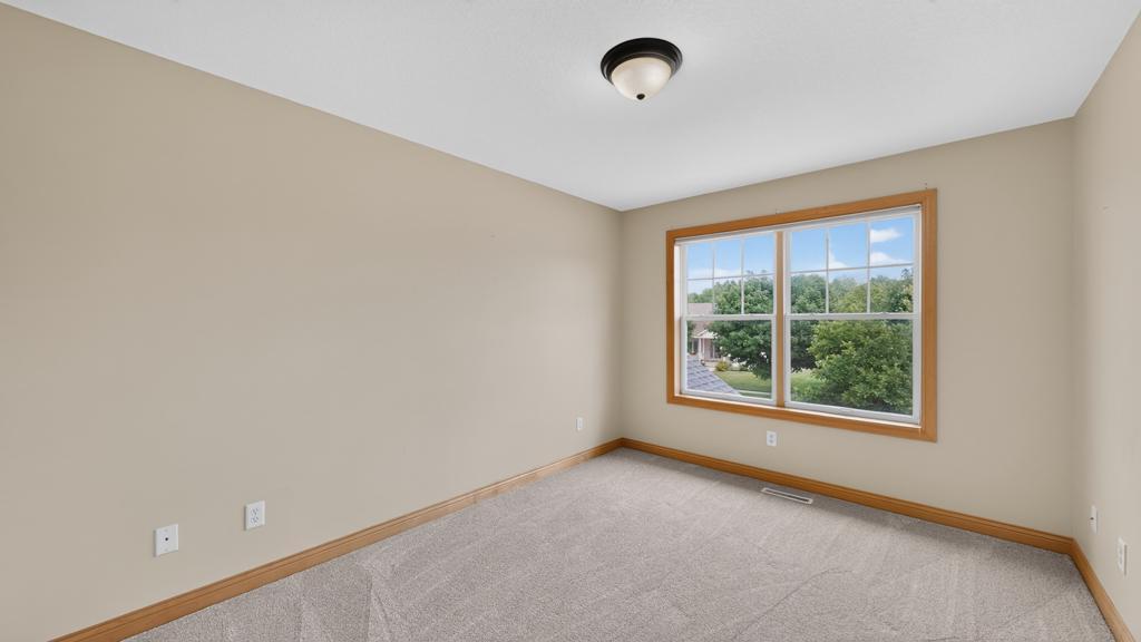 3655 Stone Point Drive Ne Property Photo 32