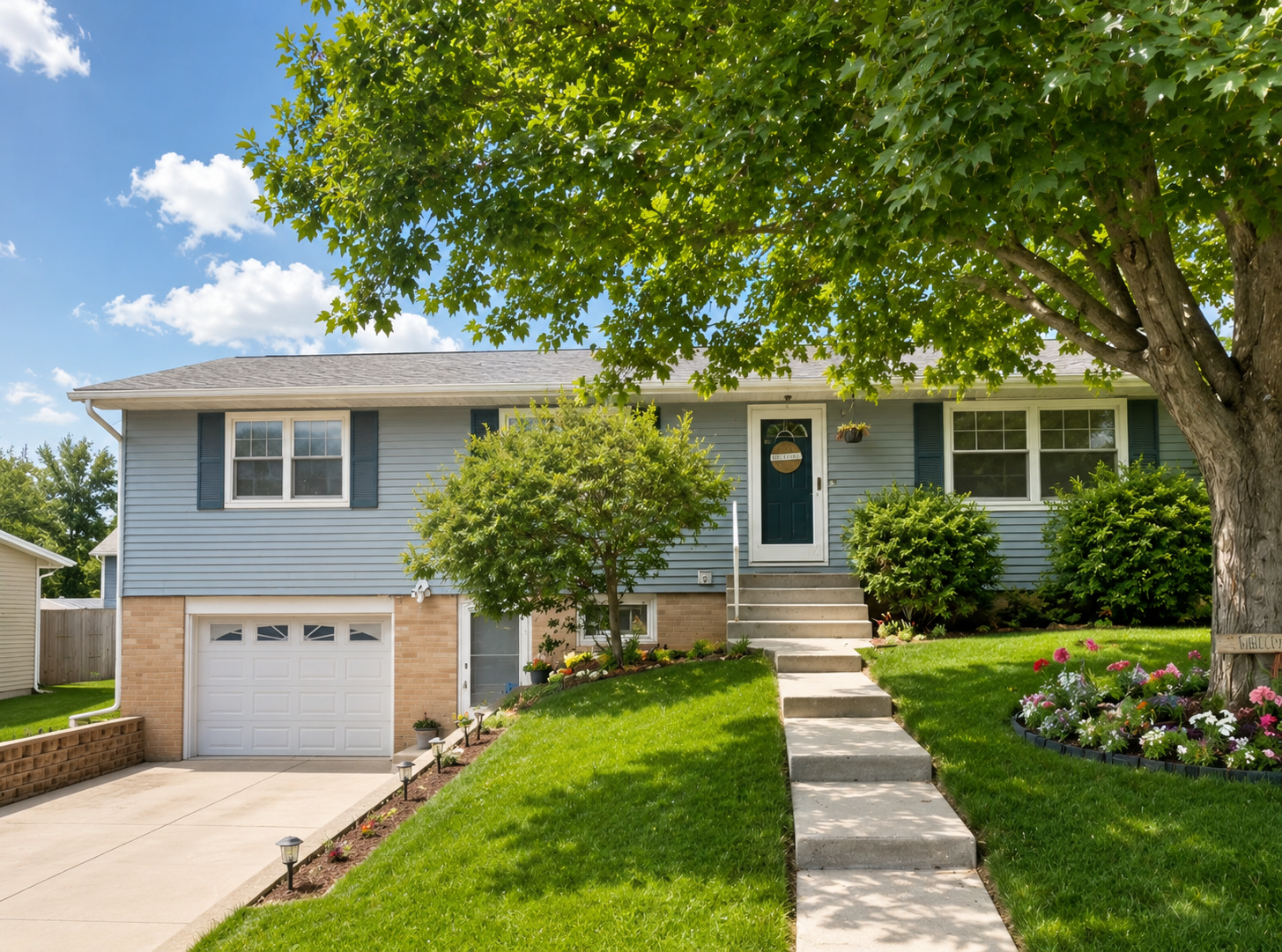 227 Harwood Avenue Ne Property Photo 1