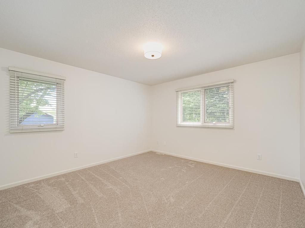 15208 Crown Drive Property Photo 37