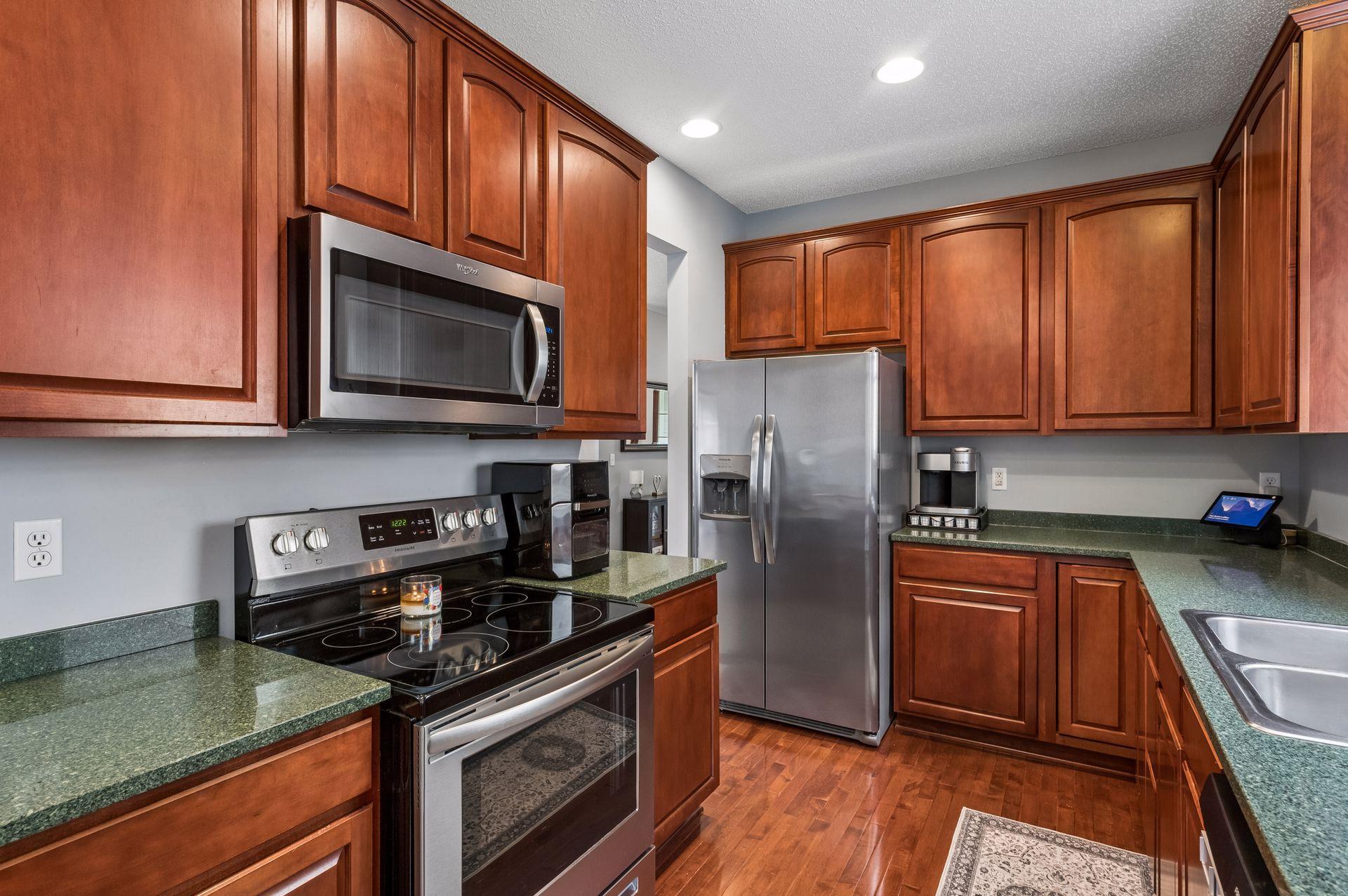 11207 Beechwood Lane Property Photo 3