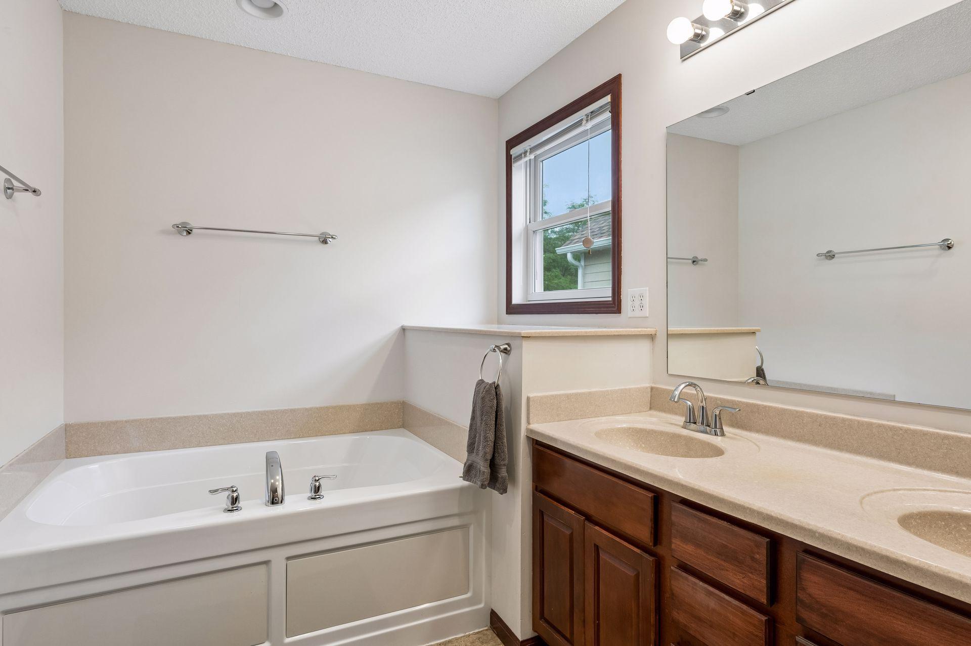 11207 Beechwood Lane Property Photo 25
