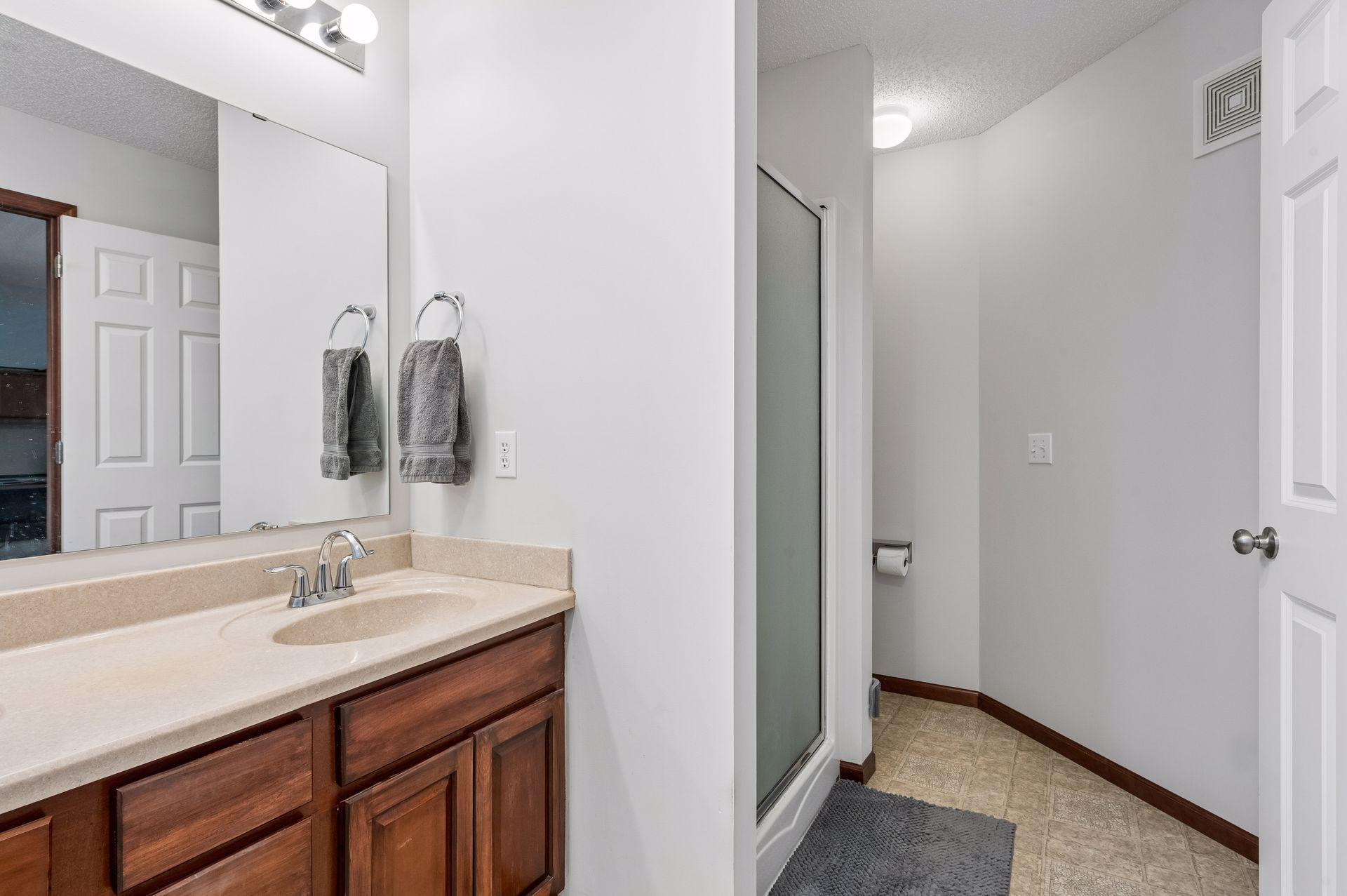 11207 Beechwood Lane Property Photo 27