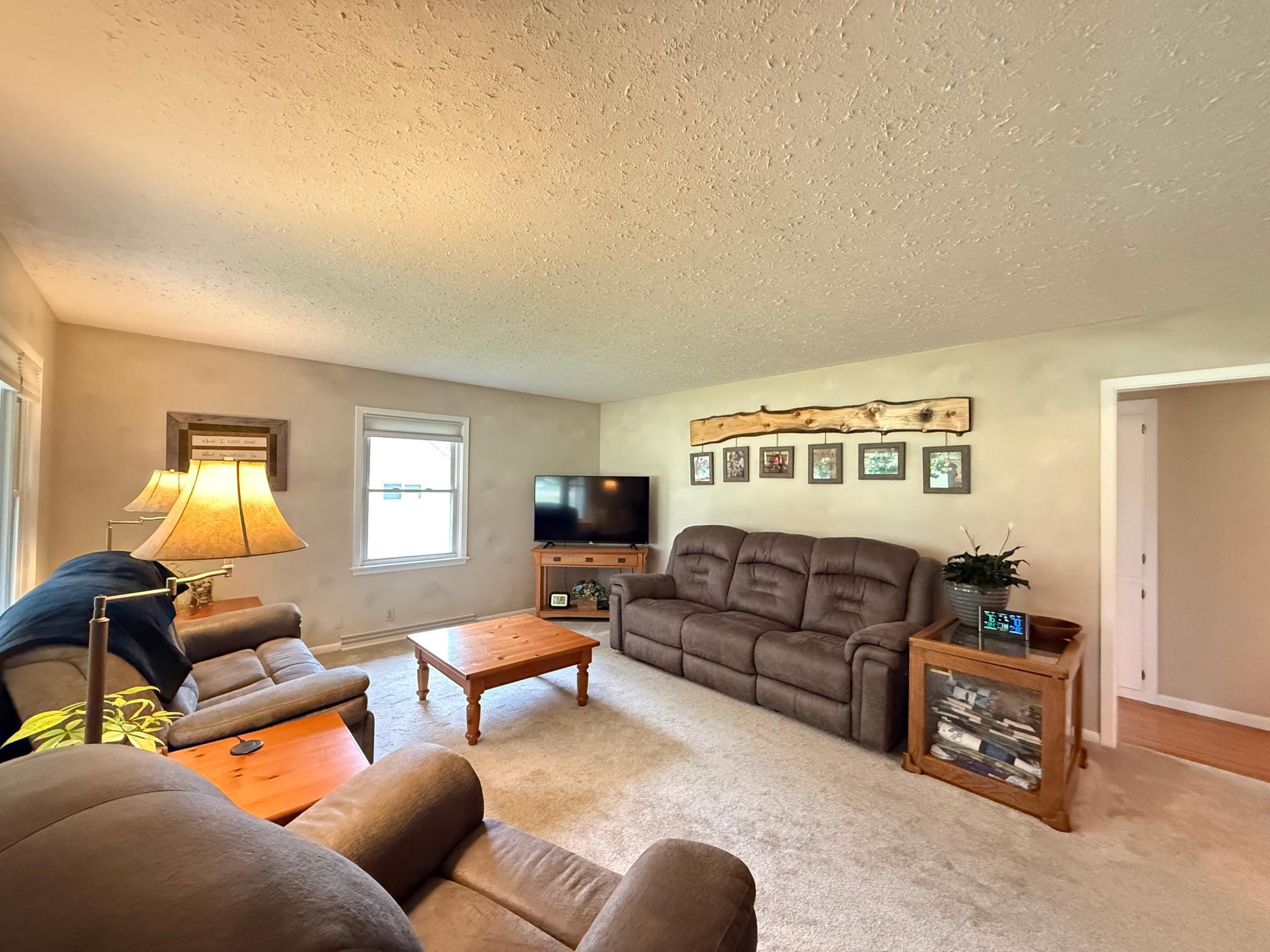 202 3rd Street W Property Photo 9