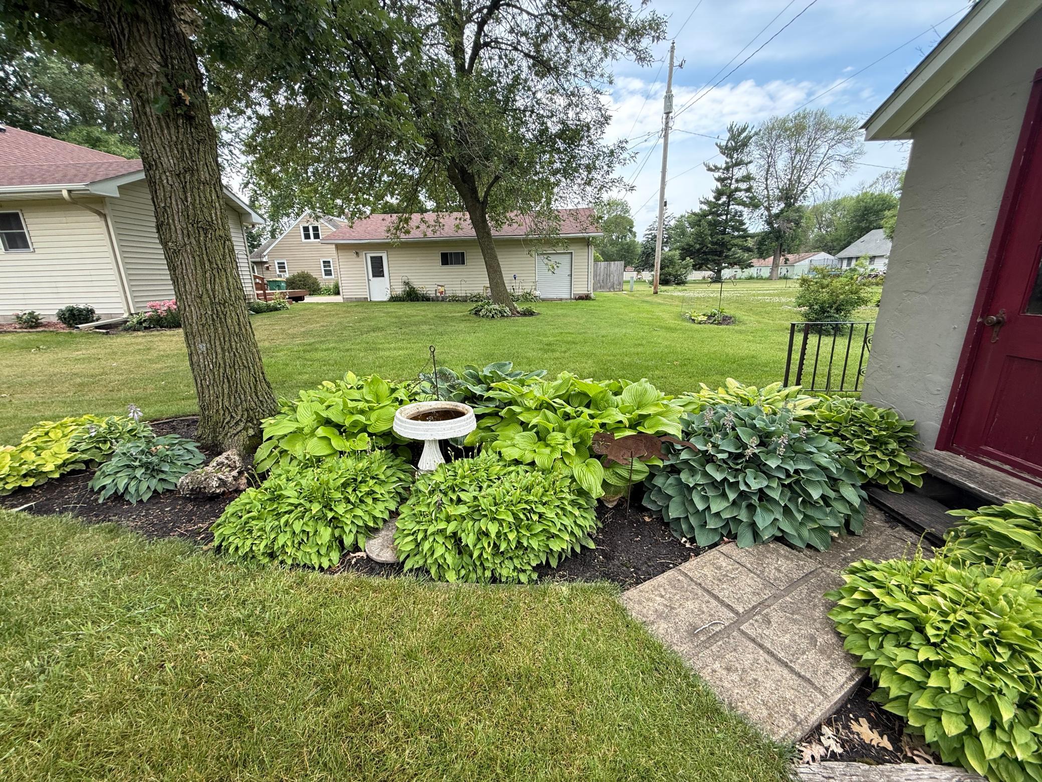 202 3rd Street W Property Photo 31