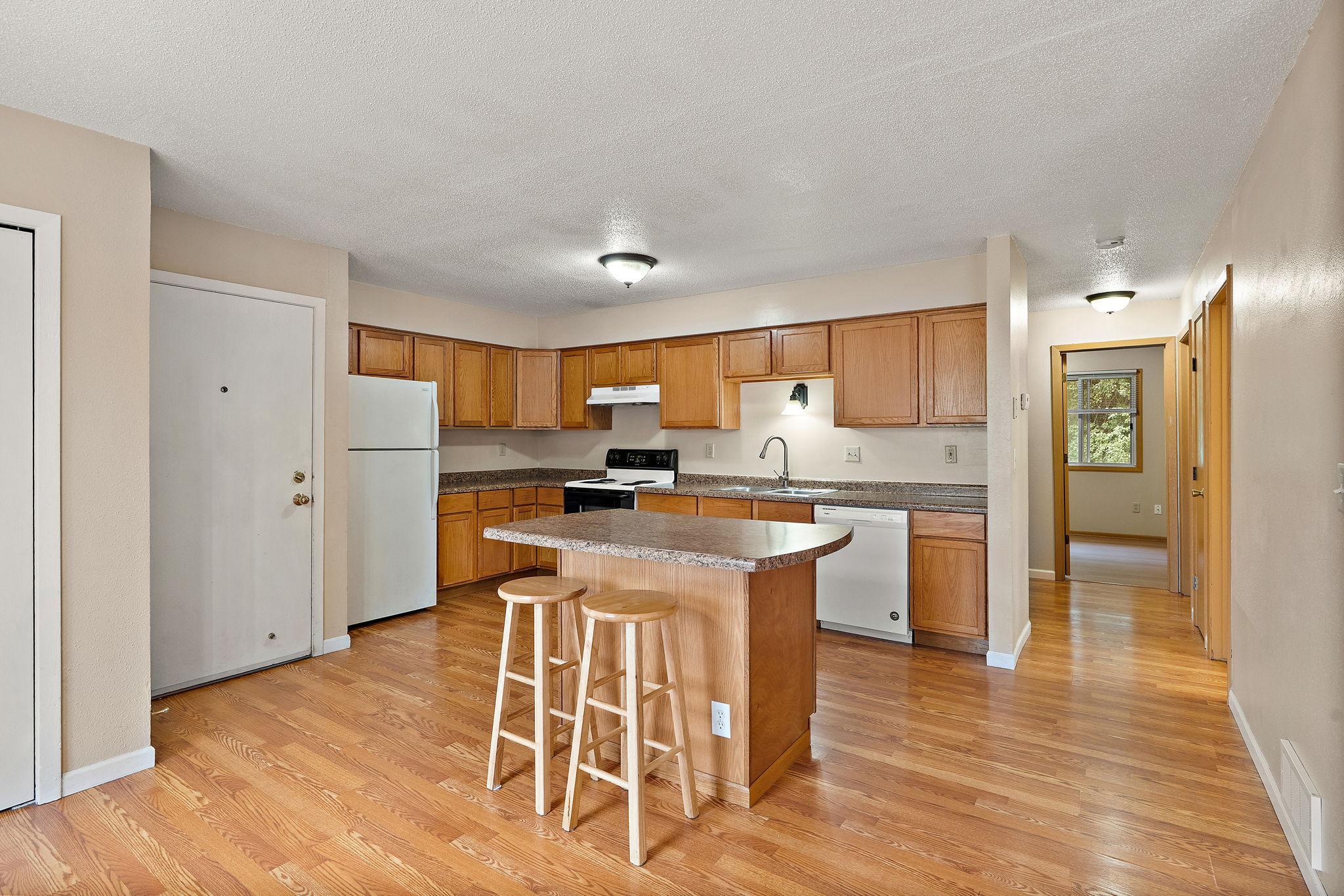 926 Wescott Trail 201 Property Photo 4