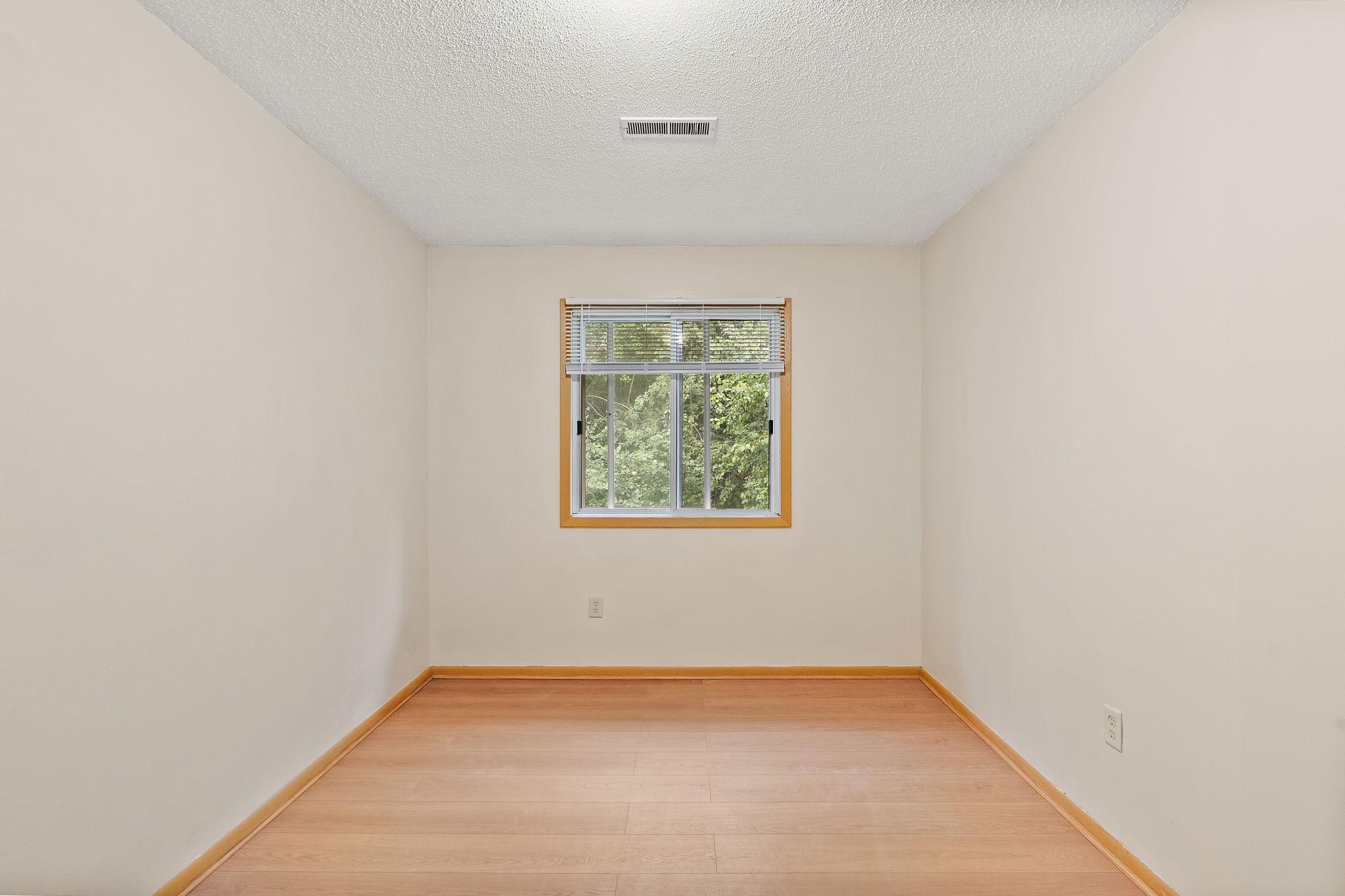926 Wescott Trail 201 Property Photo 9