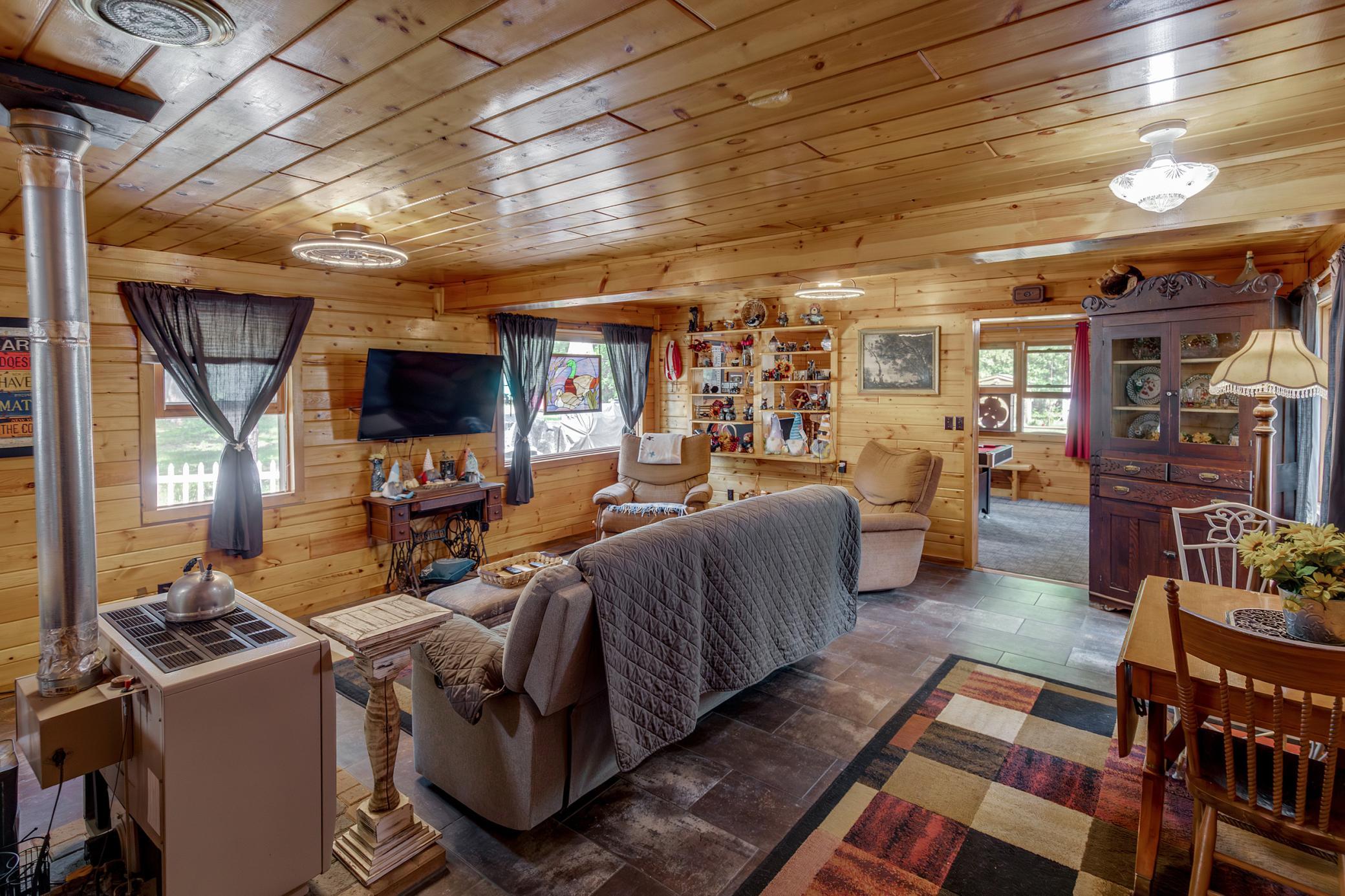 213 3rd Street N Property Photo 14