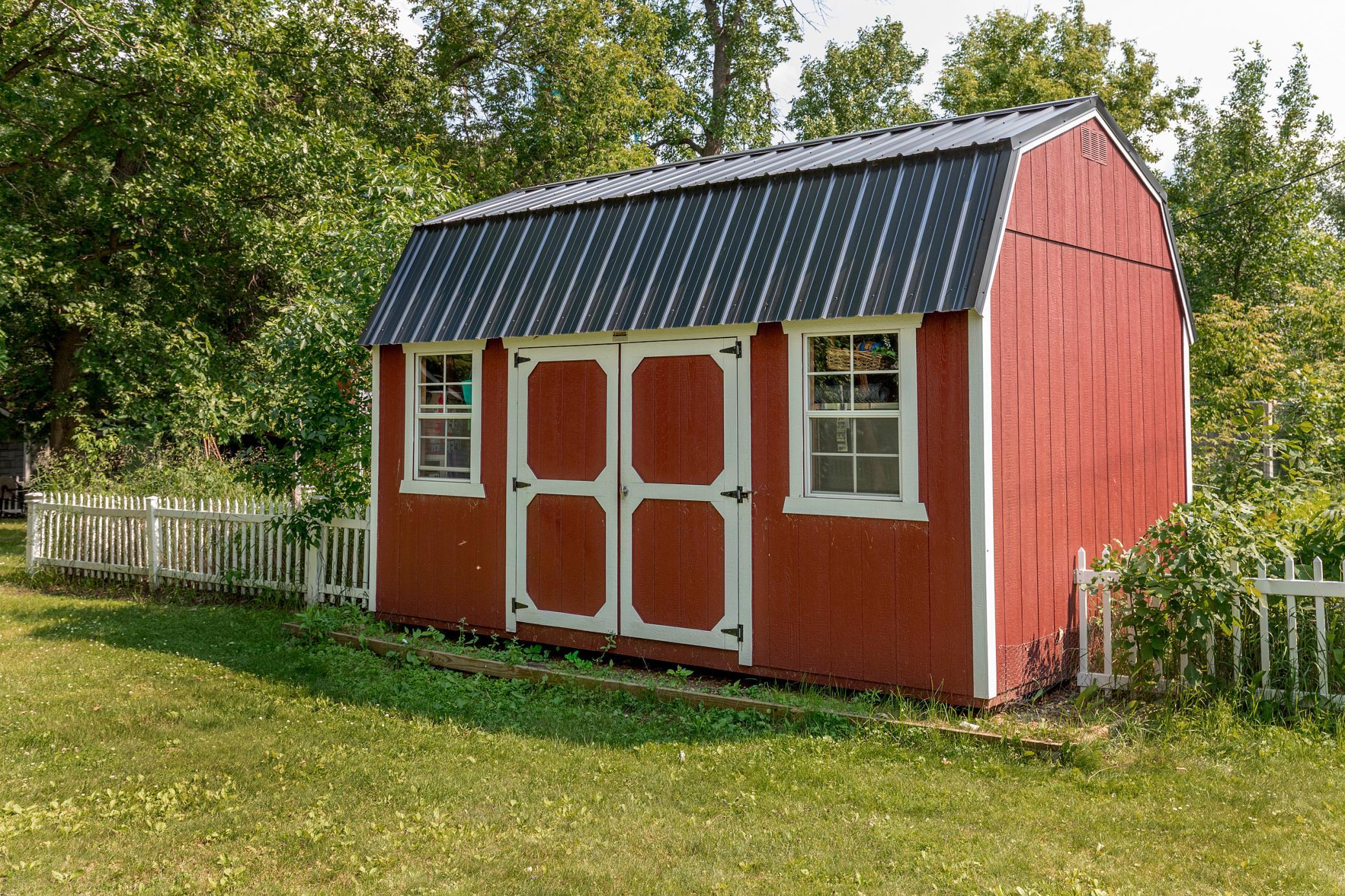 213 3rd Street N Property Photo 31