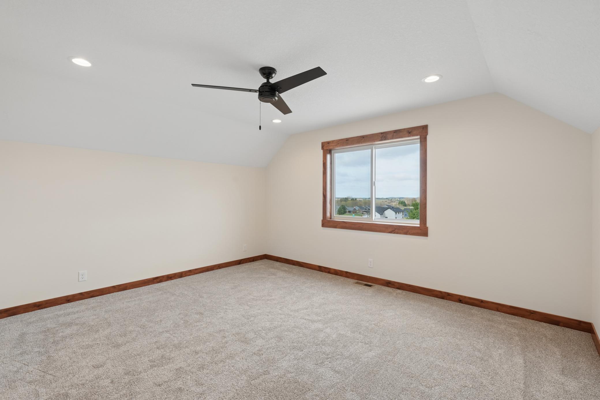 222 Eagle Ridge Drive Property Photo 19