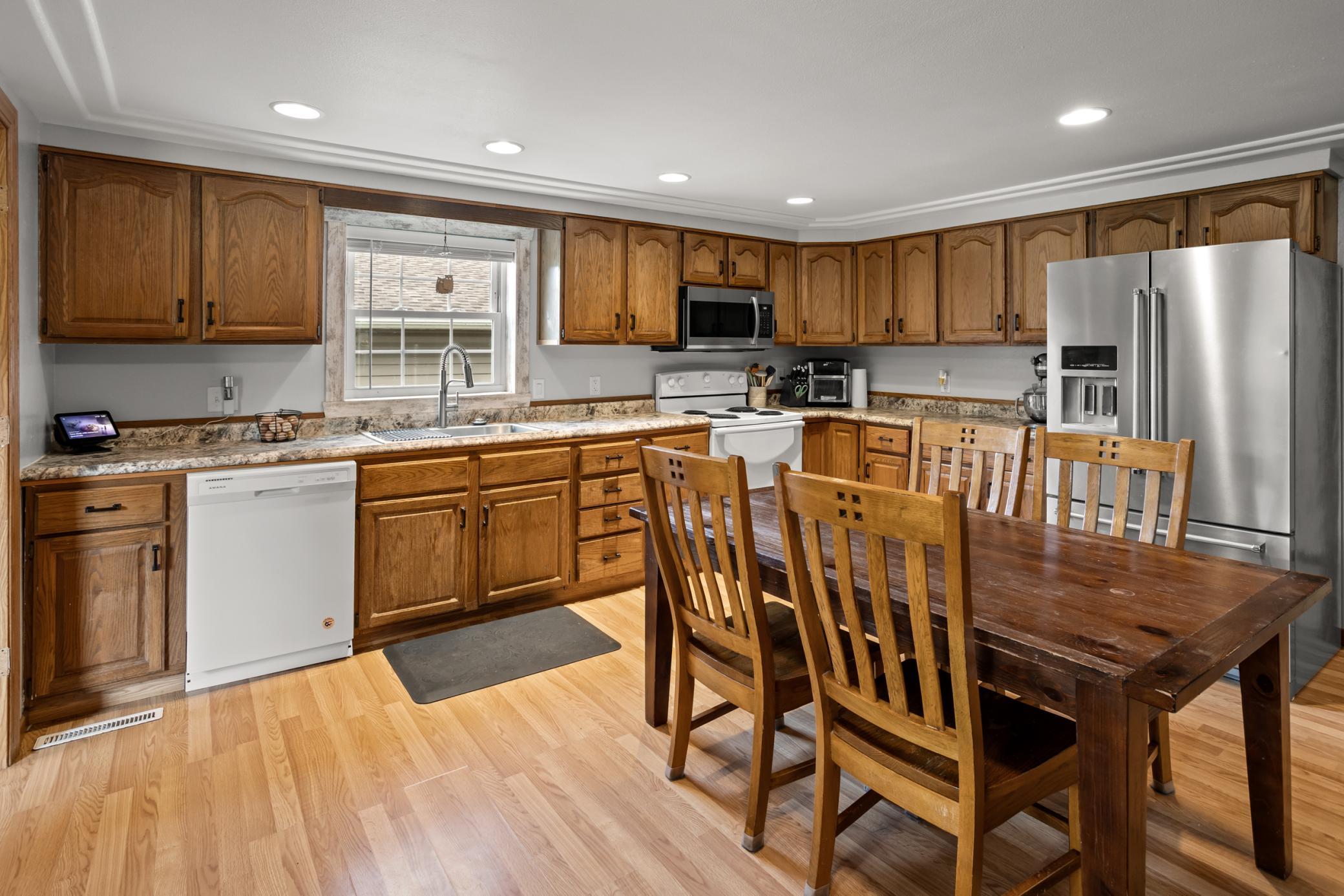 202 Park Street Property Photo 6