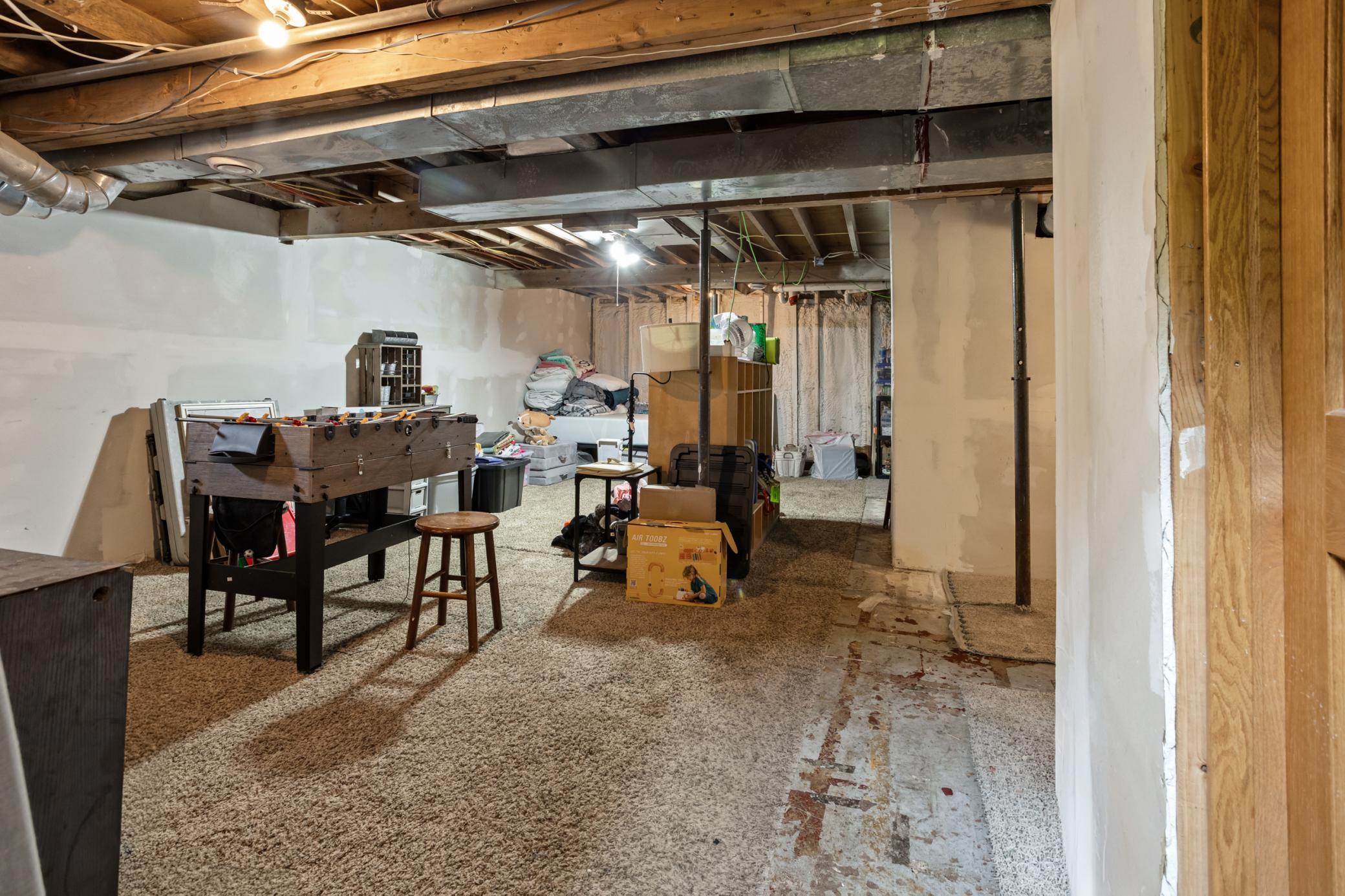 202 Park Street Property Photo 27