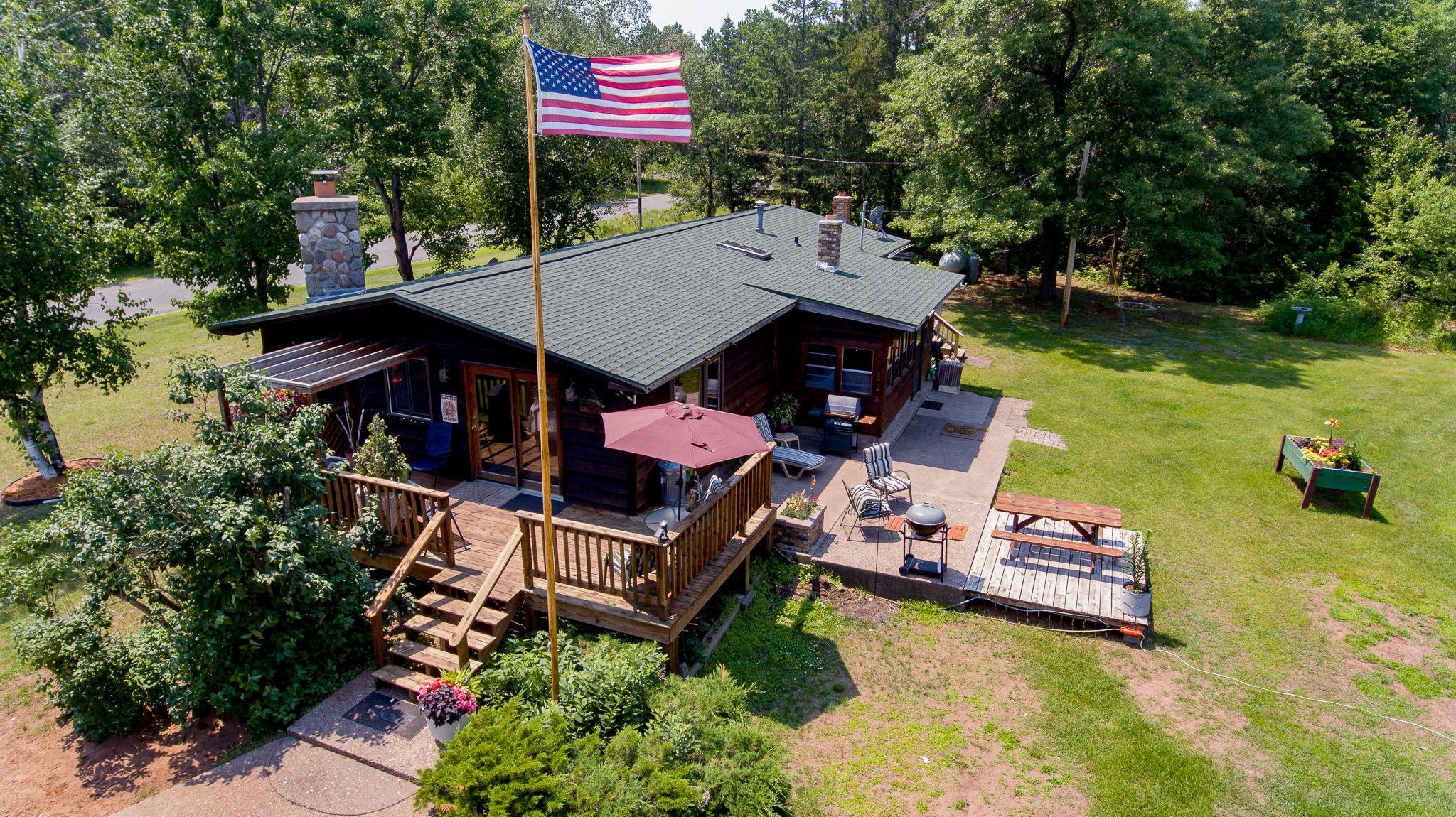 8998 N River Road Property Photo 1