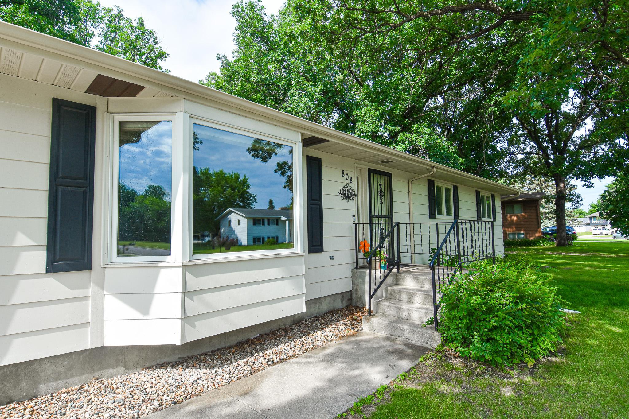 808 Alice Drive Property Photo 3