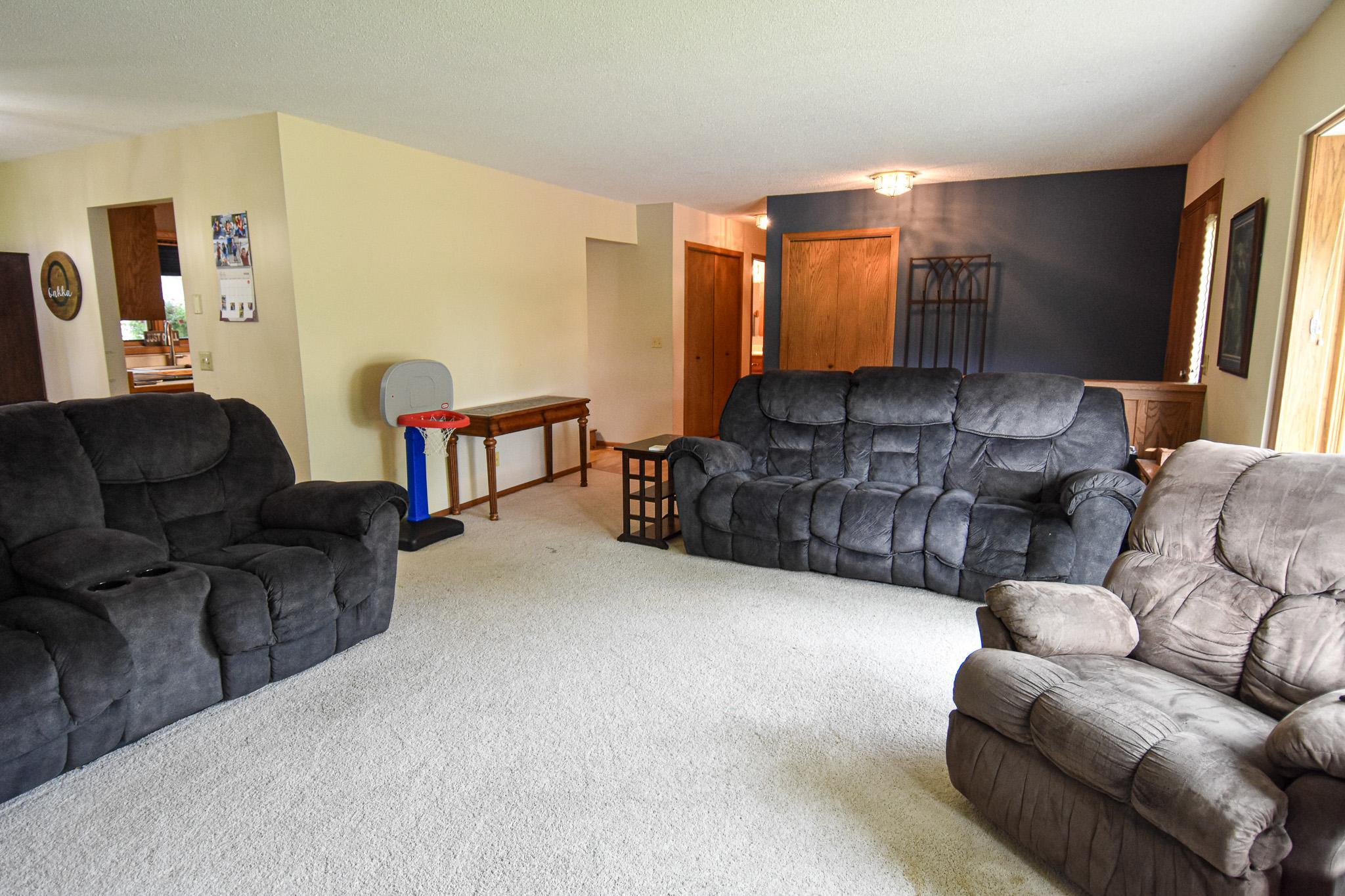 808 Alice Drive Property Photo 8