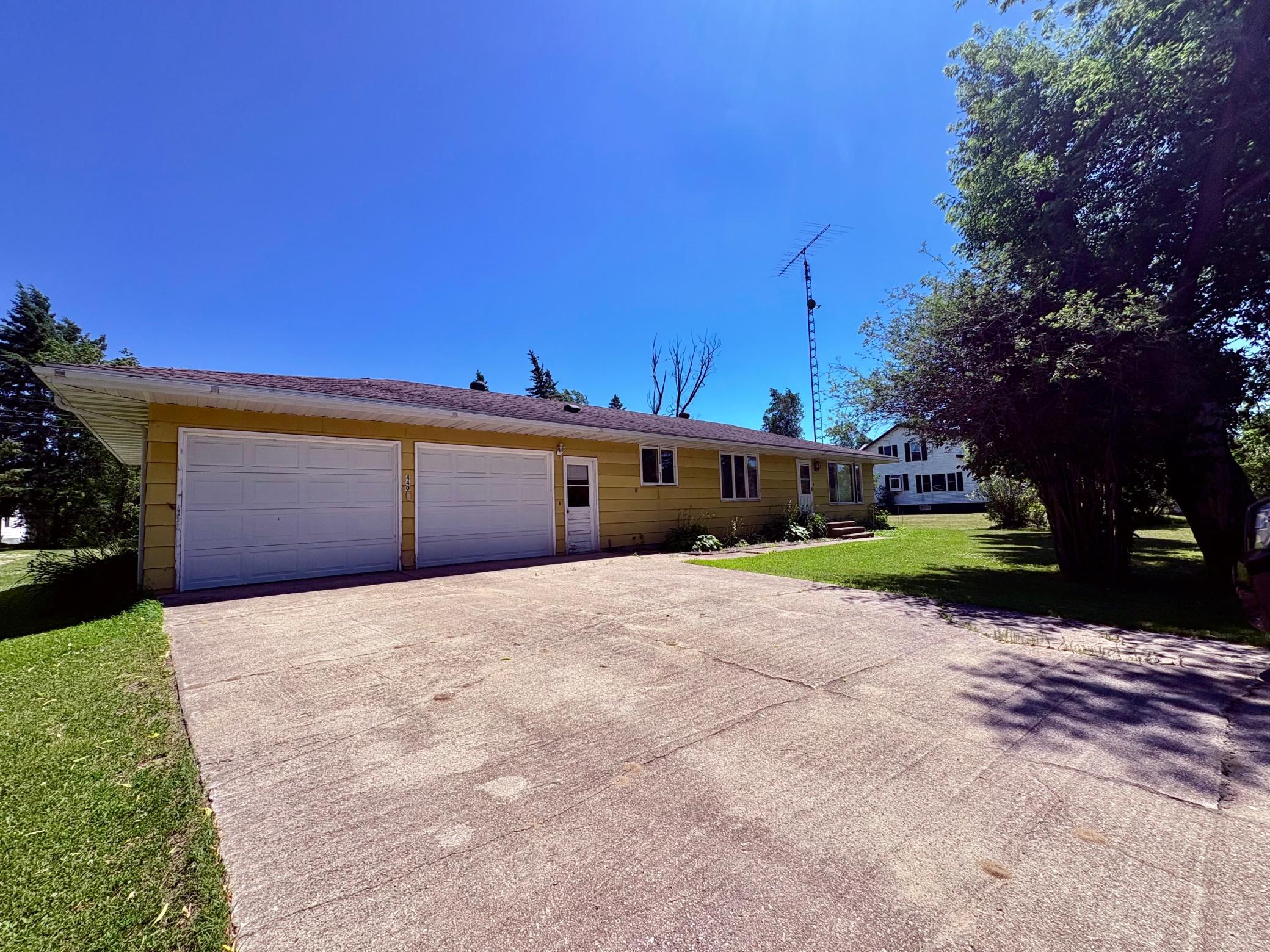 440 Chilgren Avenue Property Photo 34