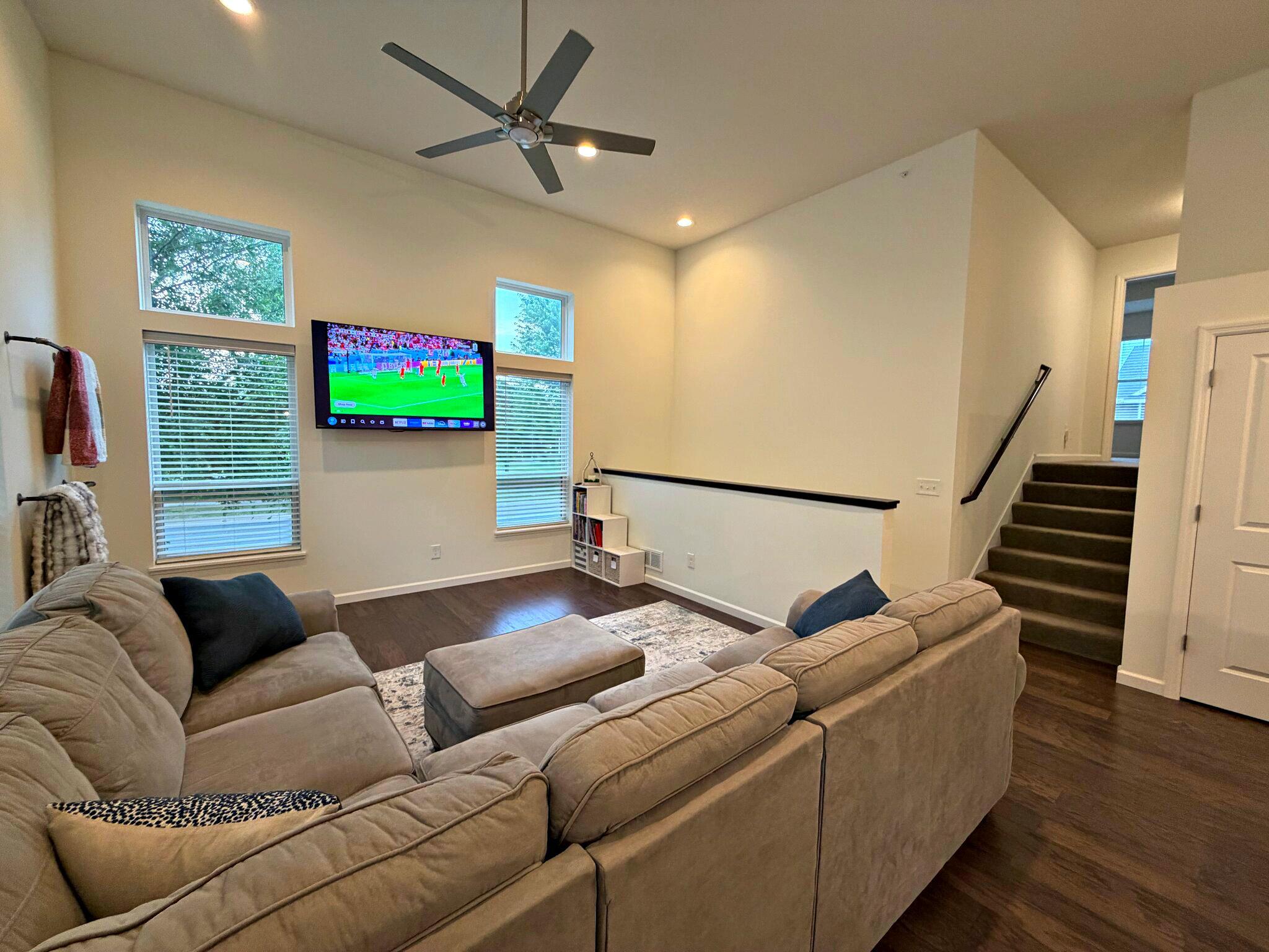 13349 Bronze Parkway Property Photo 4