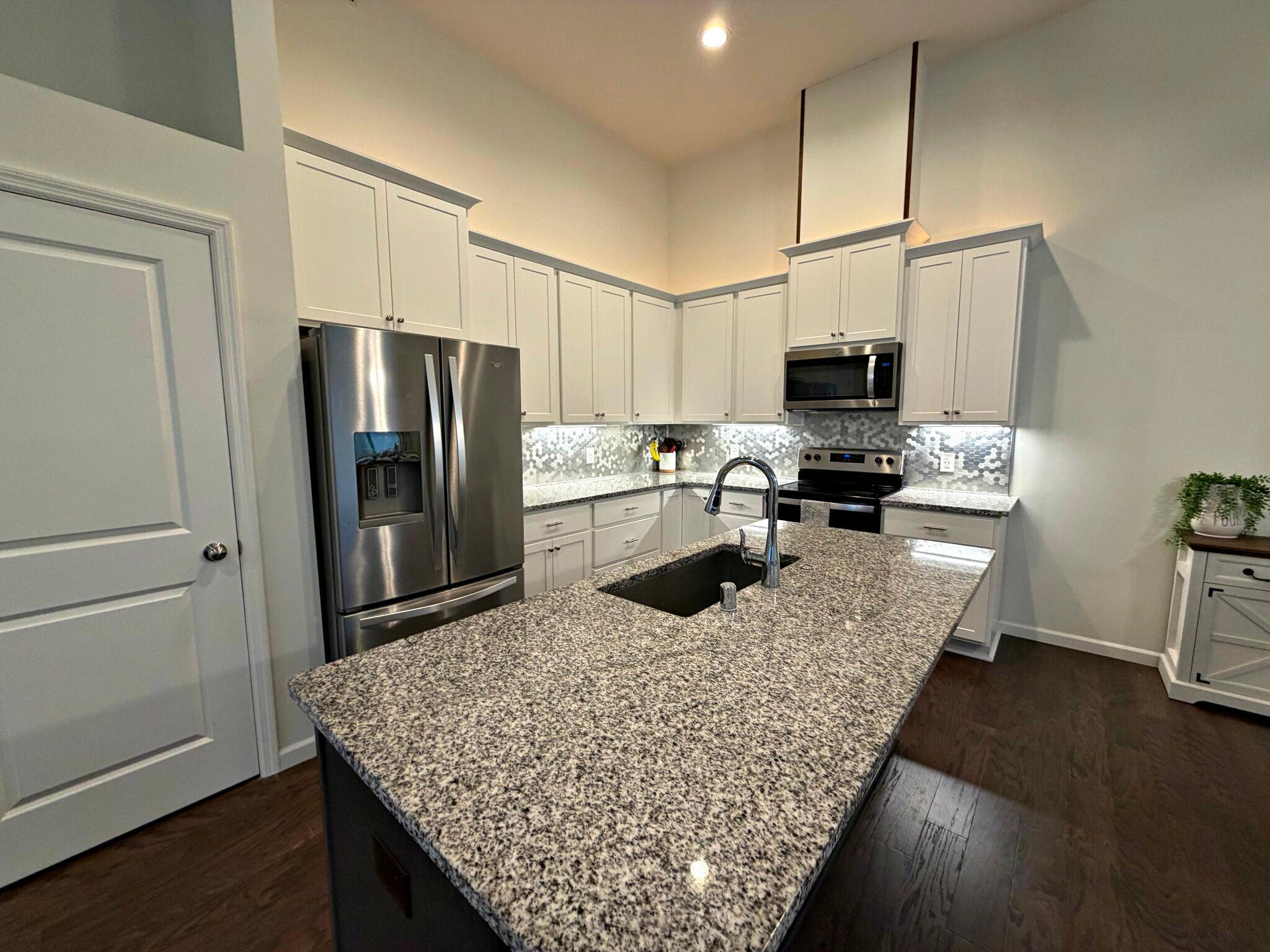 13349 Bronze Parkway Property Photo 7