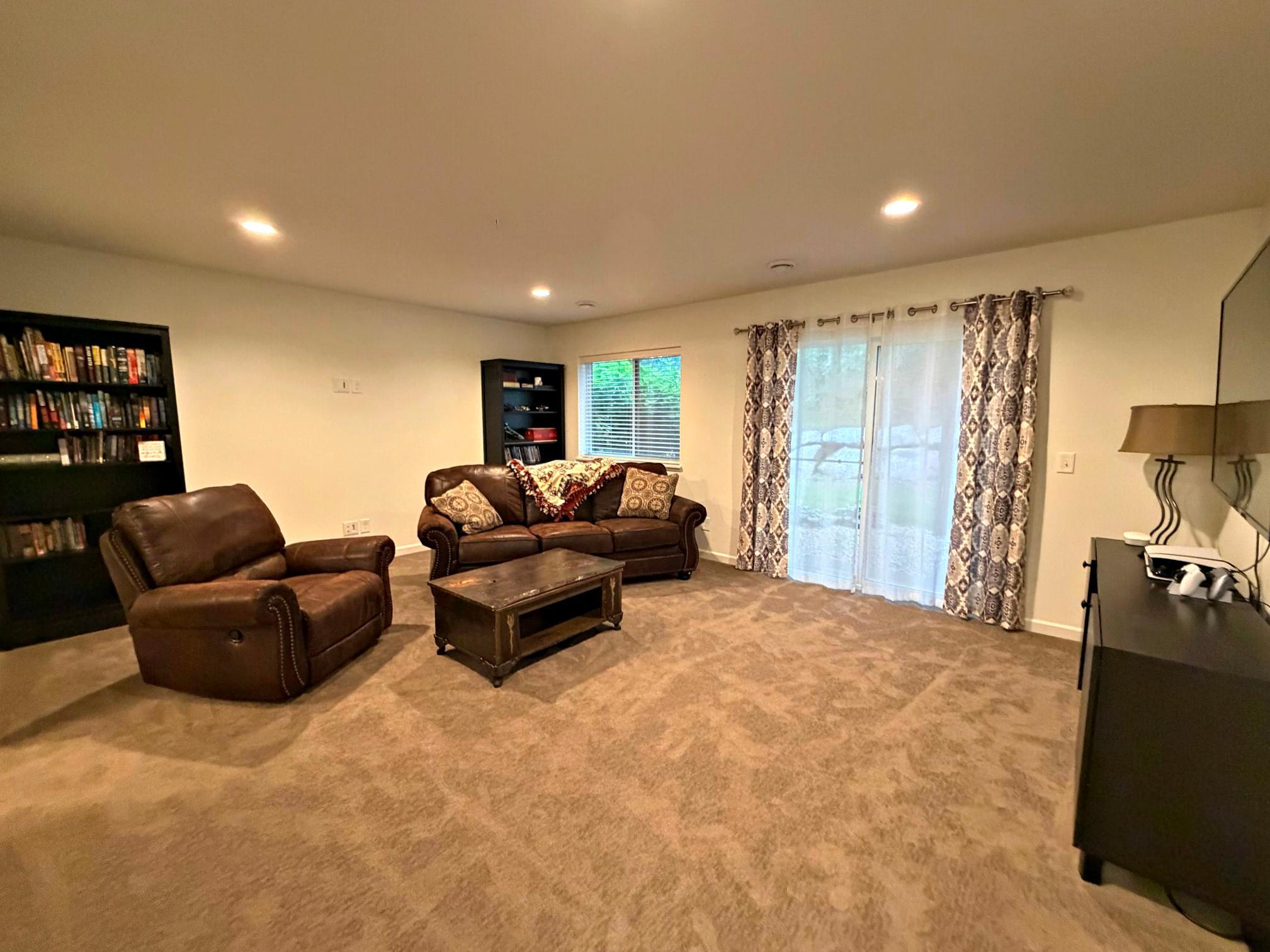 13349 Bronze Parkway Property Photo 10