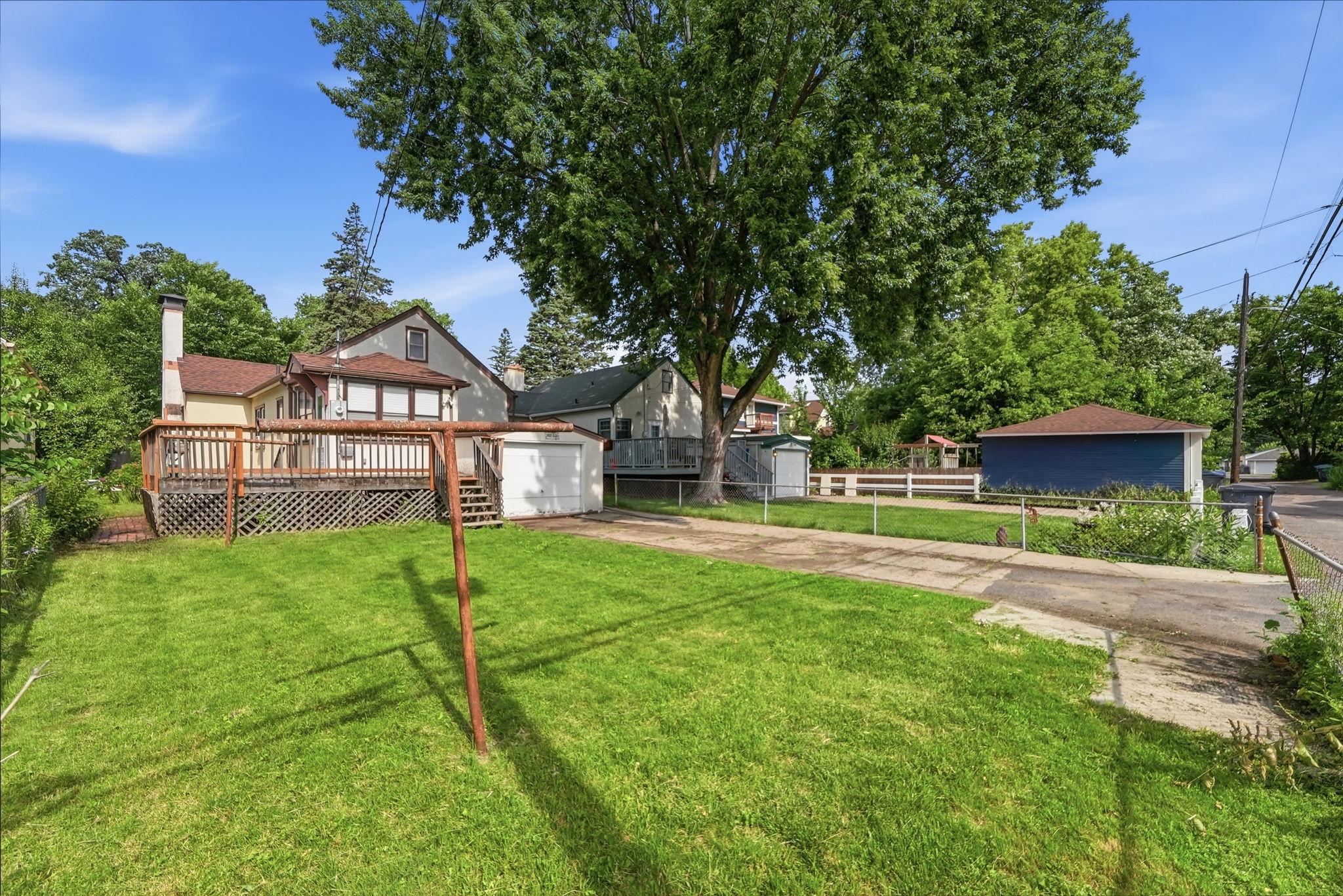 4223 Nokomis Avenue Property Photo 5