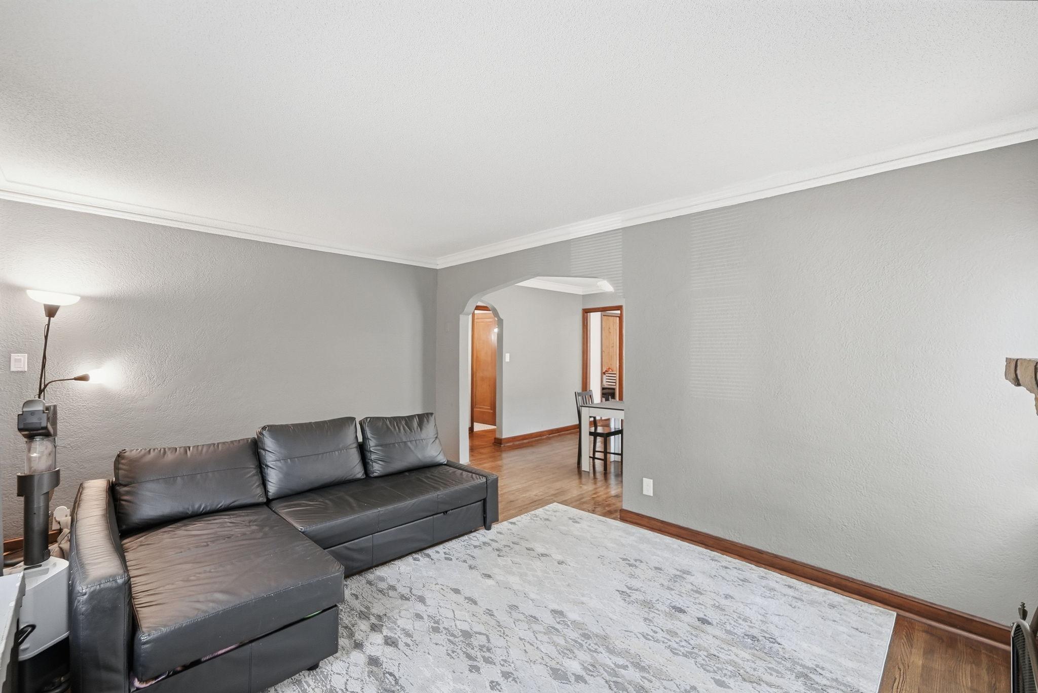 4223 Nokomis Avenue Property Photo 13