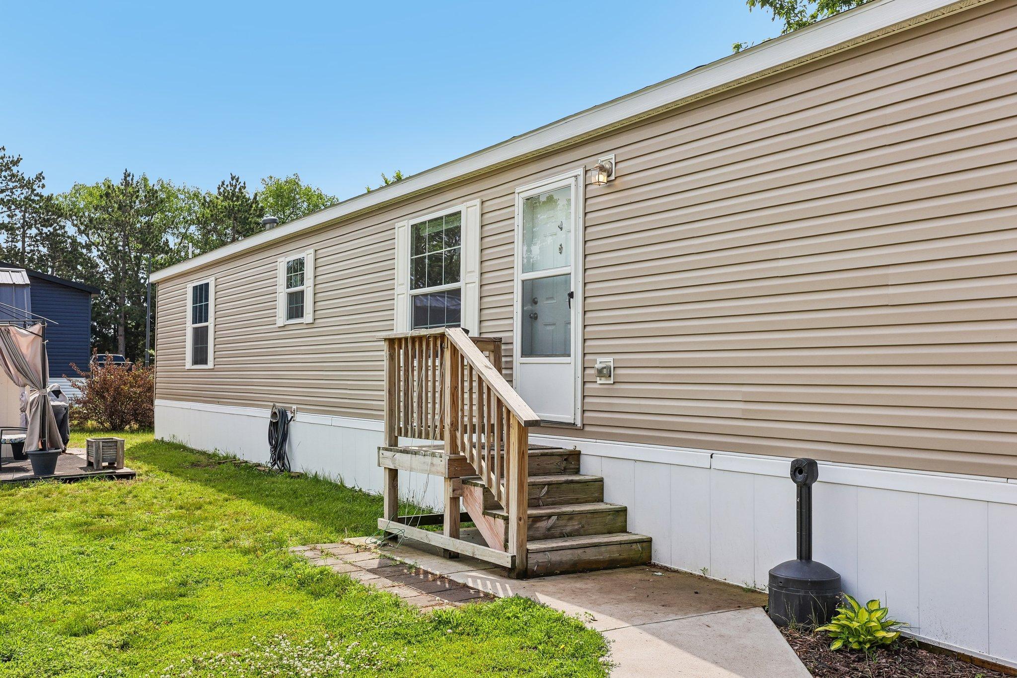 11955 Stevens Avenue Property Photo 1