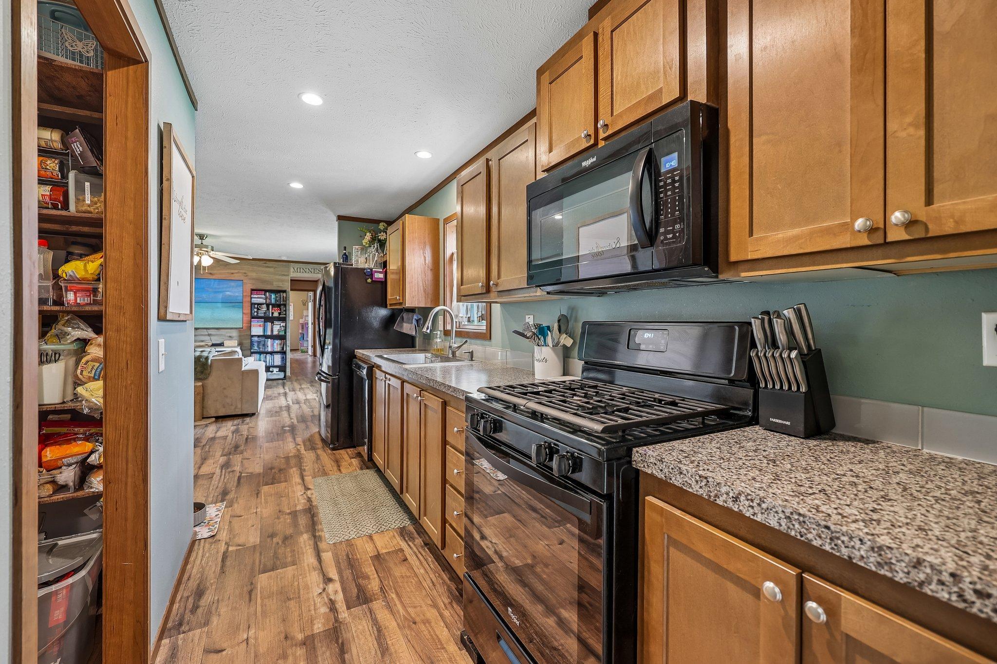 11955 Stevens Avenue Property Photo 12