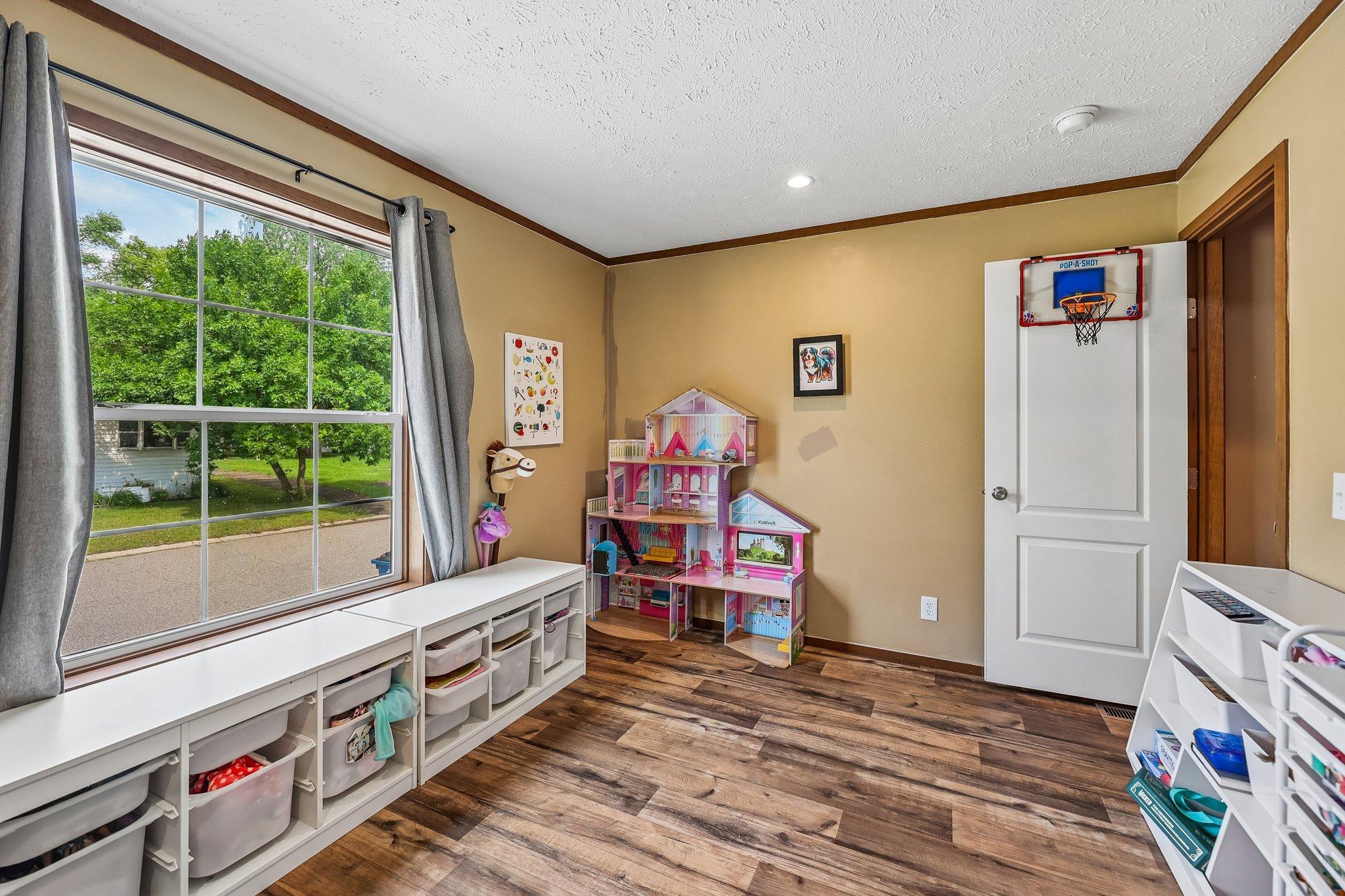 11955 Stevens Avenue Property Photo 24