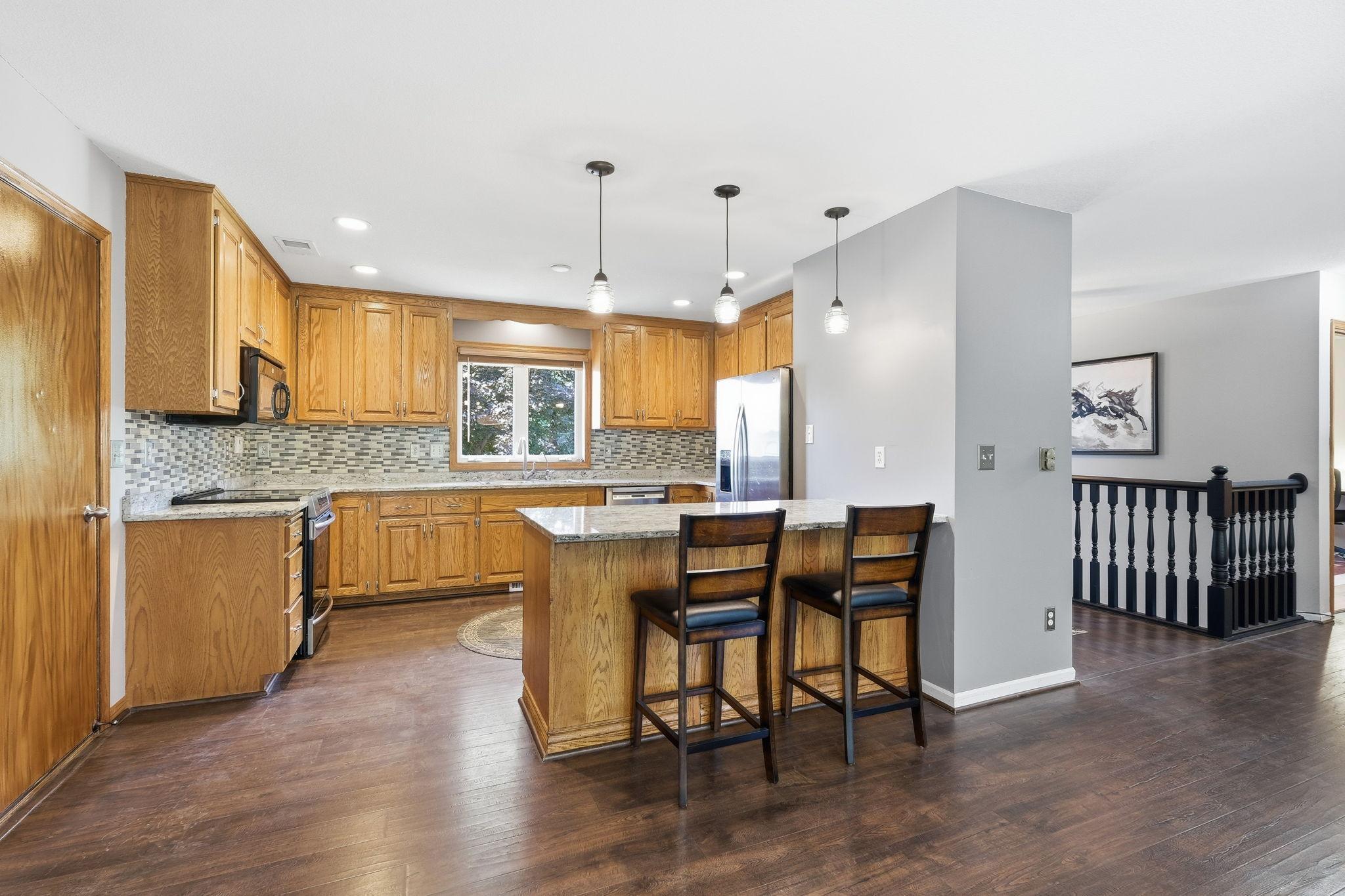 14075 Natchez Avenue Property Photo 9