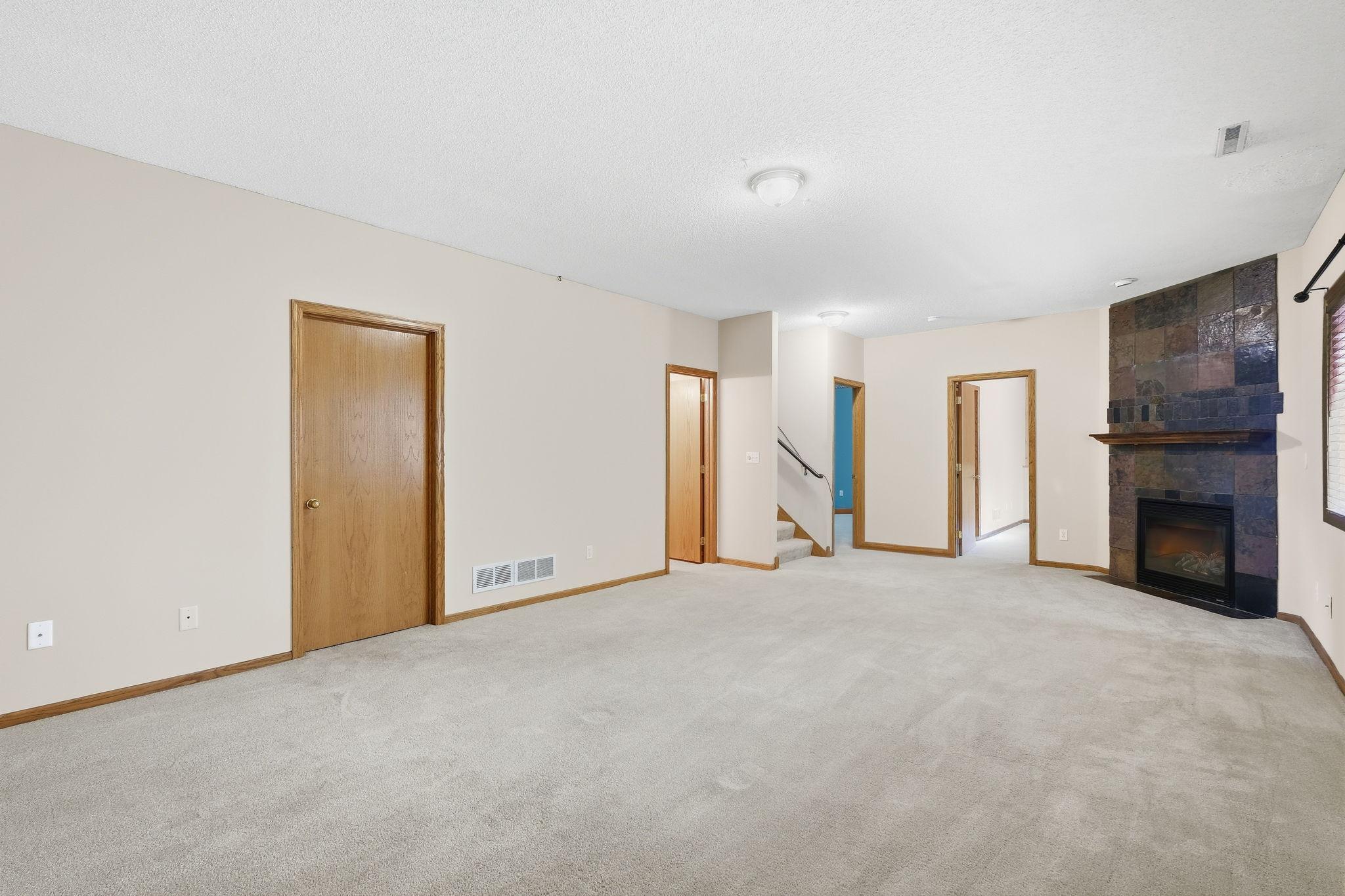 14075 Natchez Avenue Property Photo 15