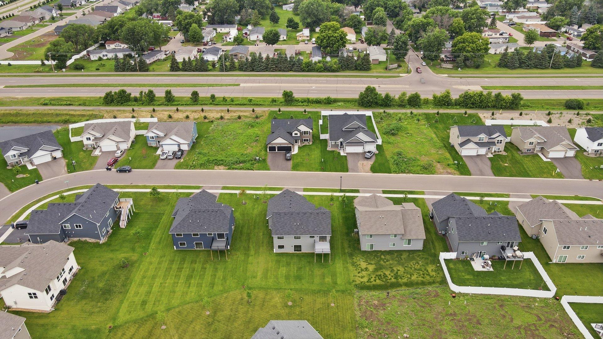 17750 Empire Trail Property Photo 32